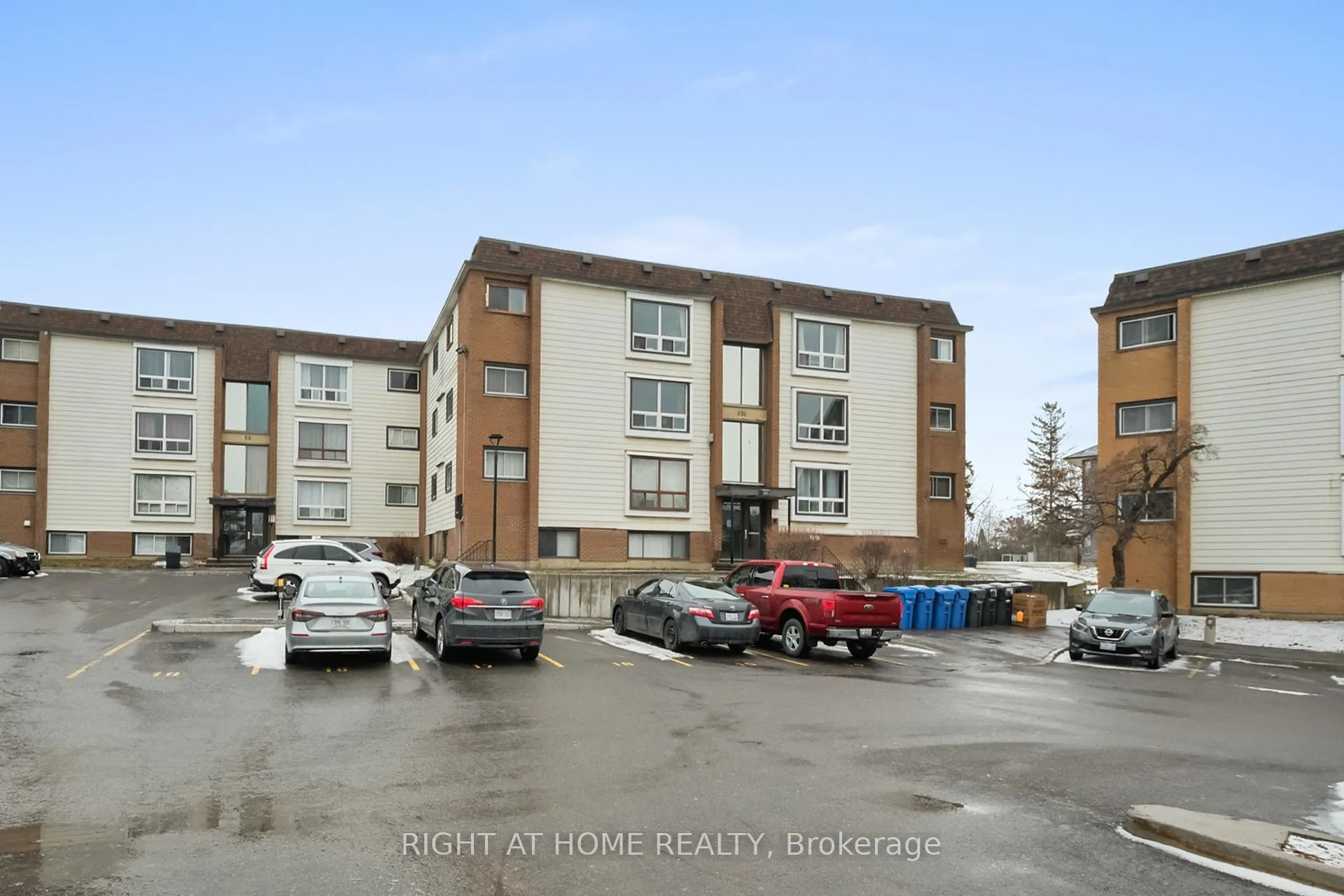 Photo 1 of Unit 11, 898 Elmsmere Road, Ottawa, Beacon Hill South — HOMEH