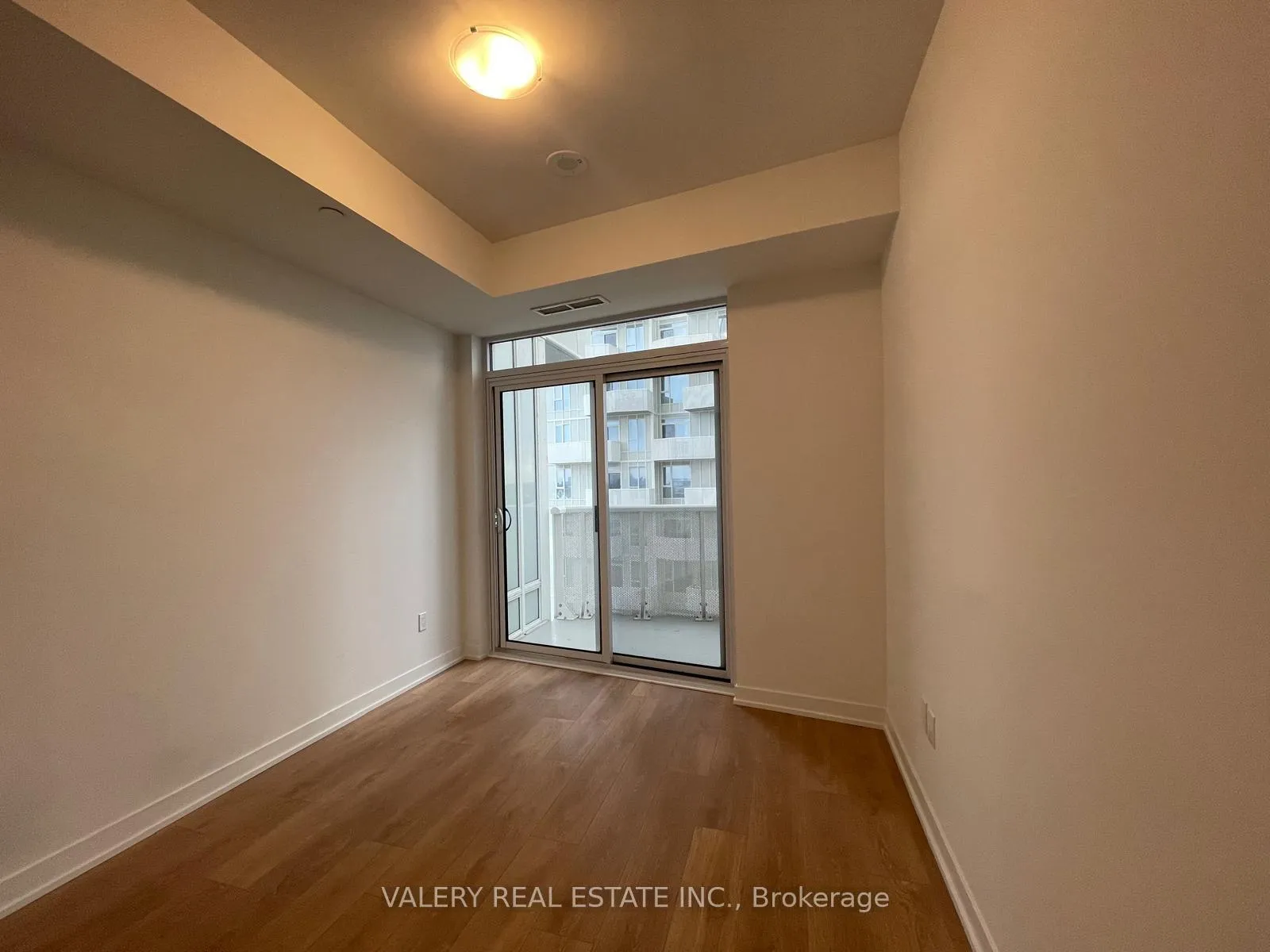 Photo 15 of Unit 1001, 474 Caldari Road, Vaughan, Concord — HOMEH
