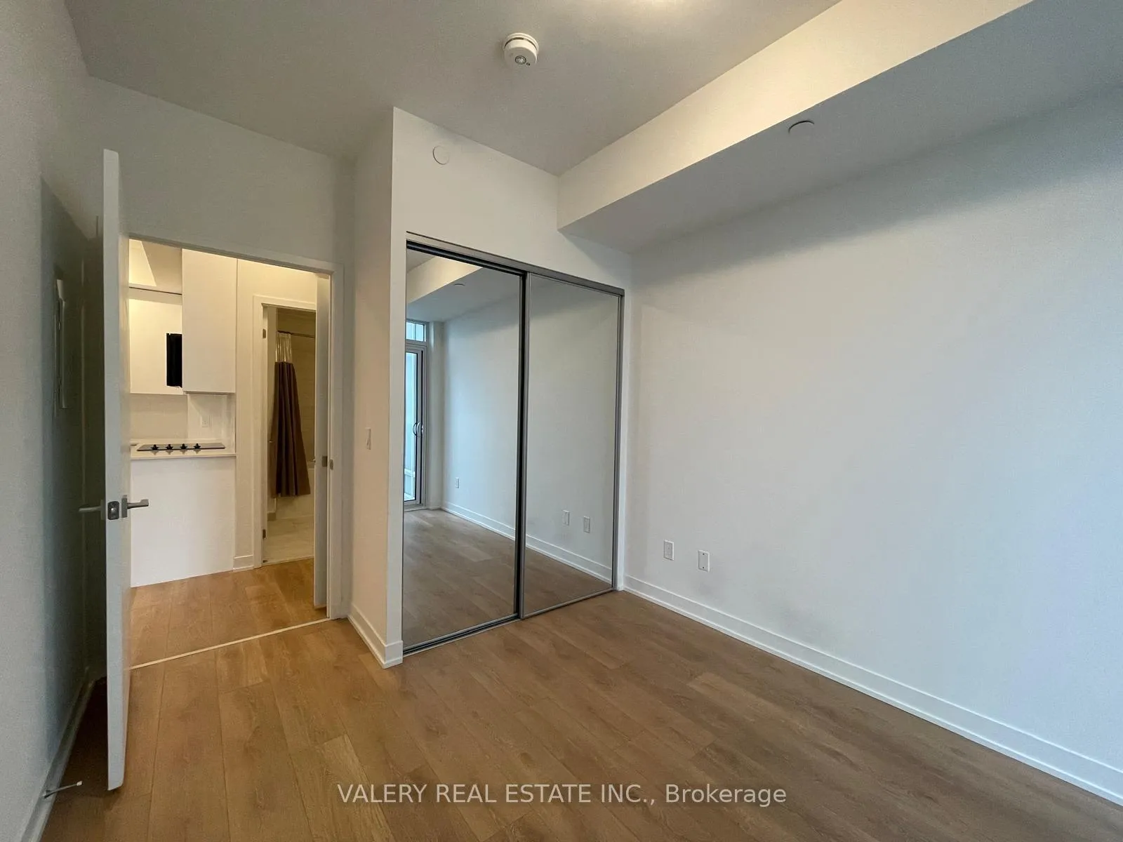 Photo 16 of Unit 1001, 474 Caldari Road, Vaughan, Concord — HOMEH
