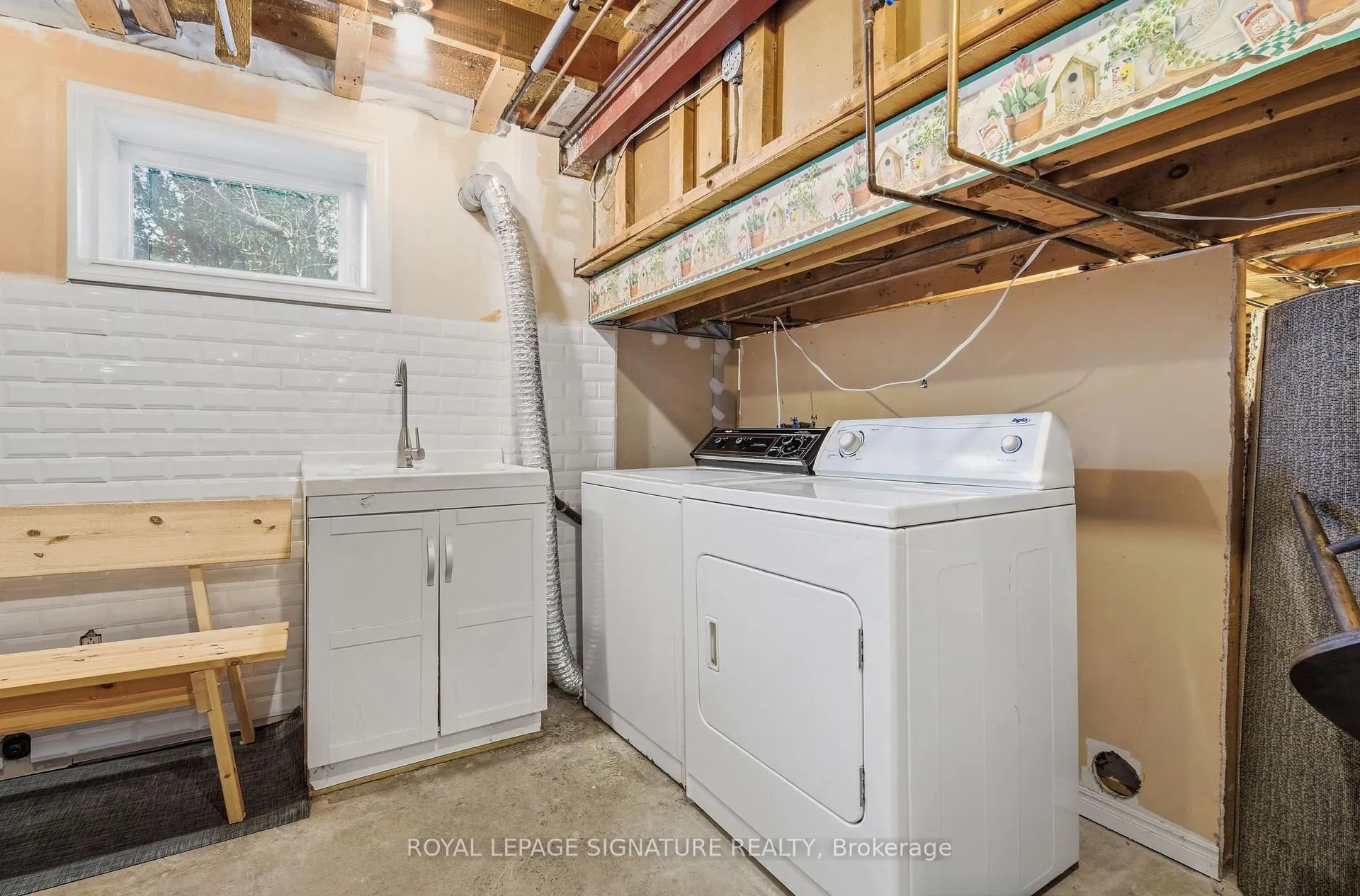Photo 15 of 127 Snowshoe Crescent, Markham, German Mills — HOMEH