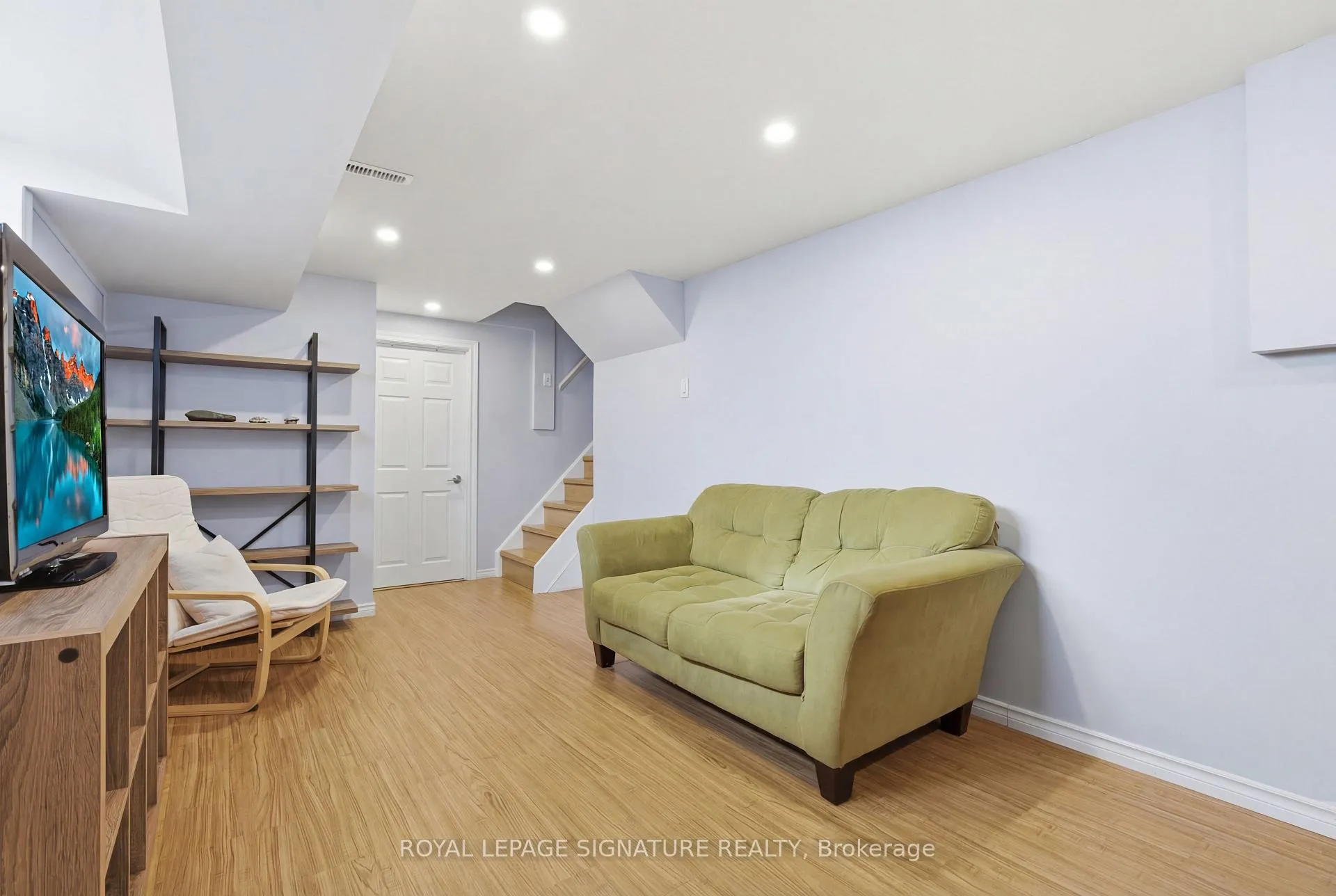 Photo 17 of 127 Snowshoe Crescent, Markham, German Mills — HOMEH