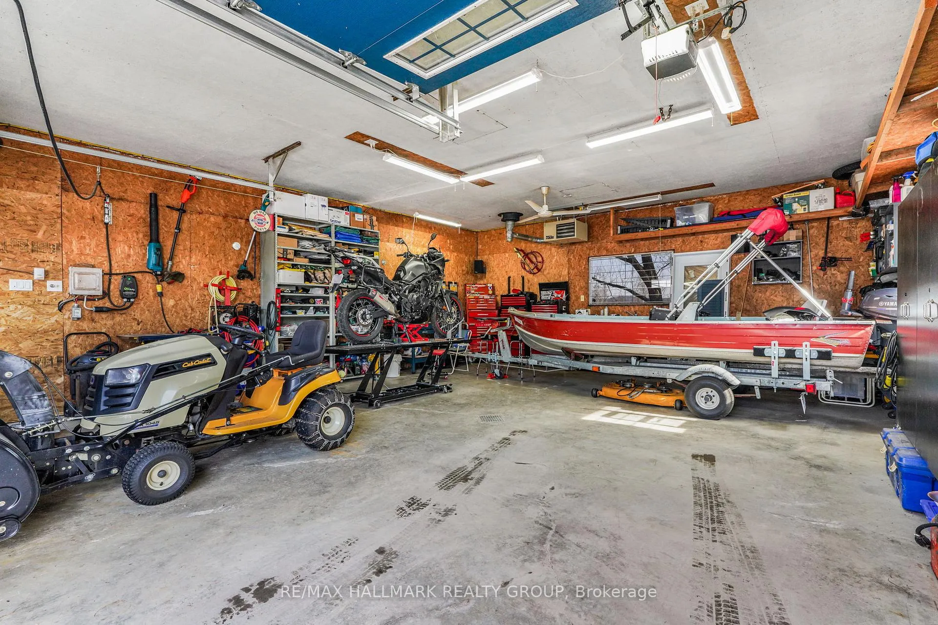 Photo 5 of 1521 County Road 4, Champlain, L'Orignal — HOMEH