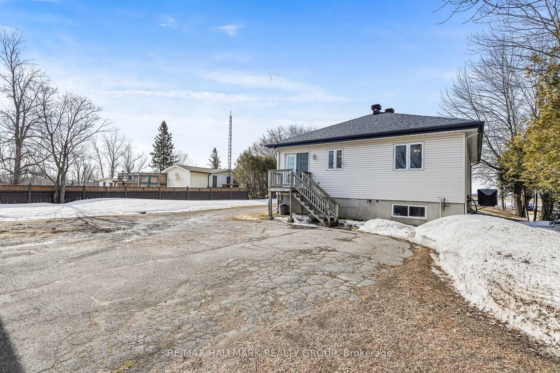 Photo 27 of 1521 County Road 4, Champlain, L'Orignal — HOMEH