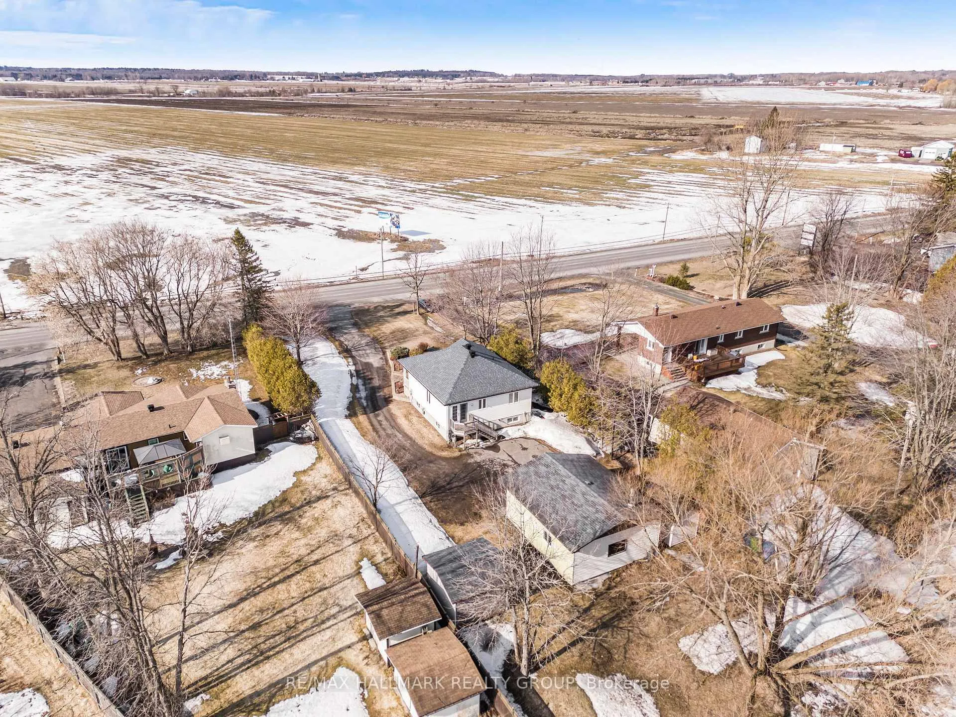 Photo 31 of 1521 County Road 4, Champlain, L'Orignal — HOMEH