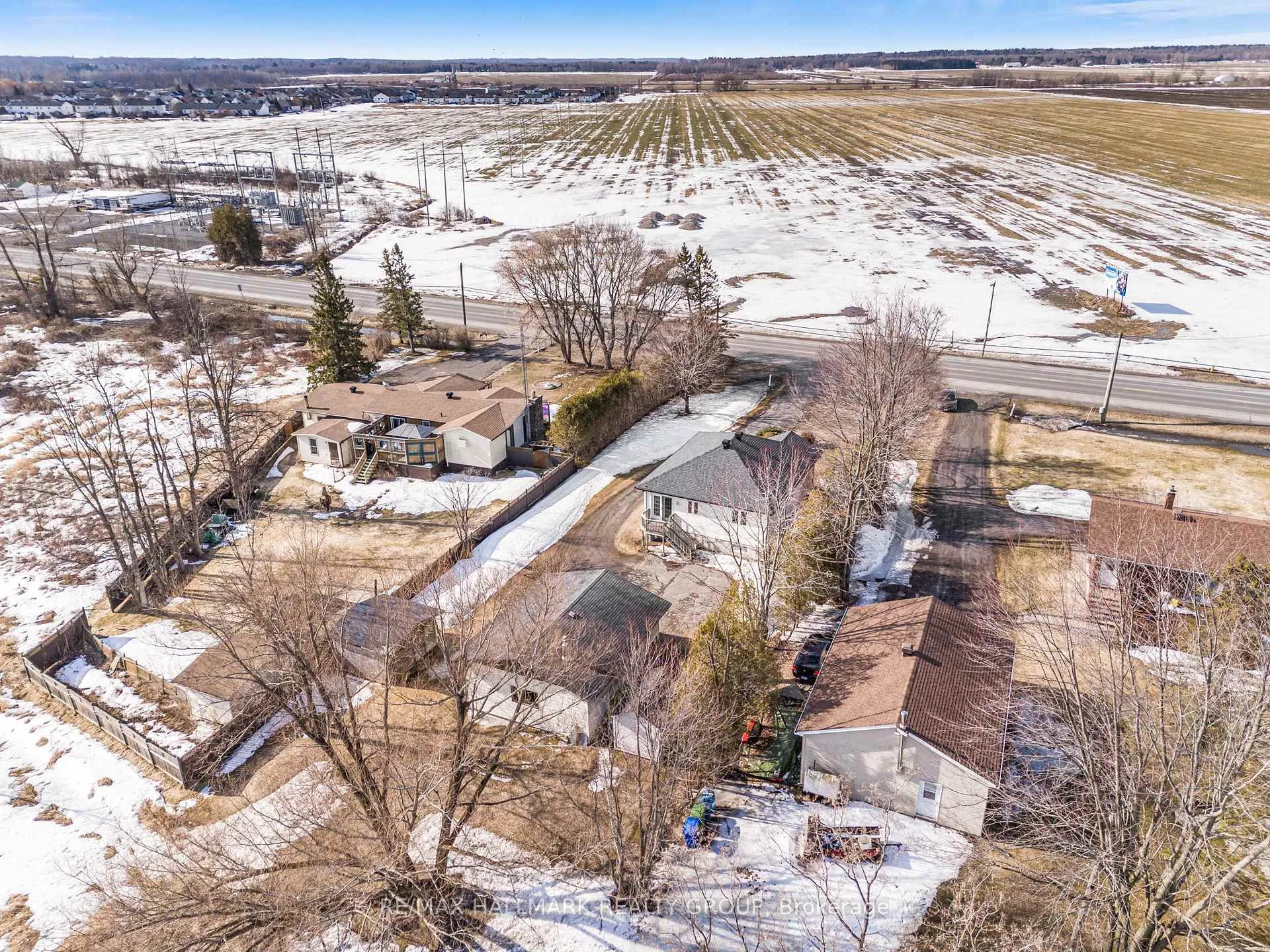 Photo 32 of 1521 County Road 4, Champlain, L'Orignal — HOMEH