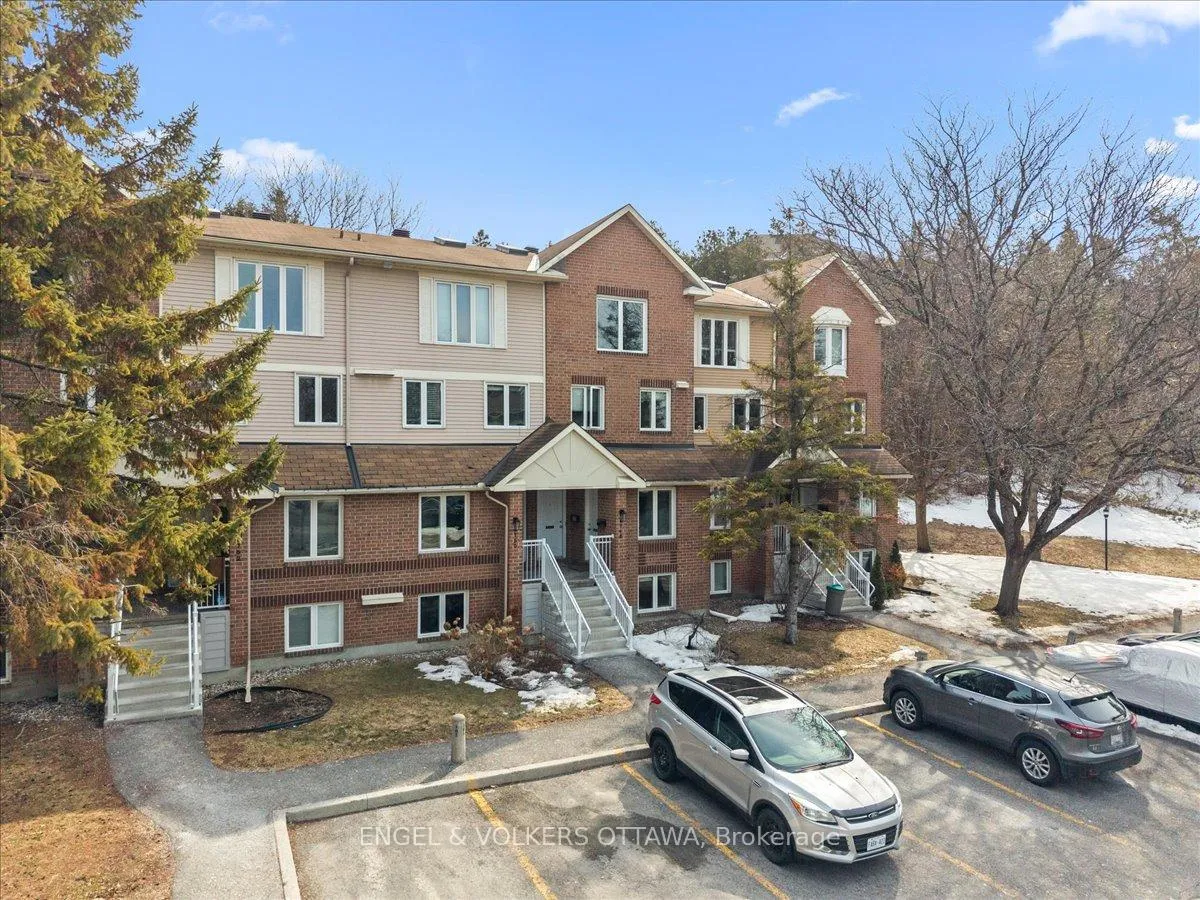 Photo 1 of Unit A, 6748 Jeanne D'arc Boulevard, Ottawa, Convent Glen North — HOMEH
