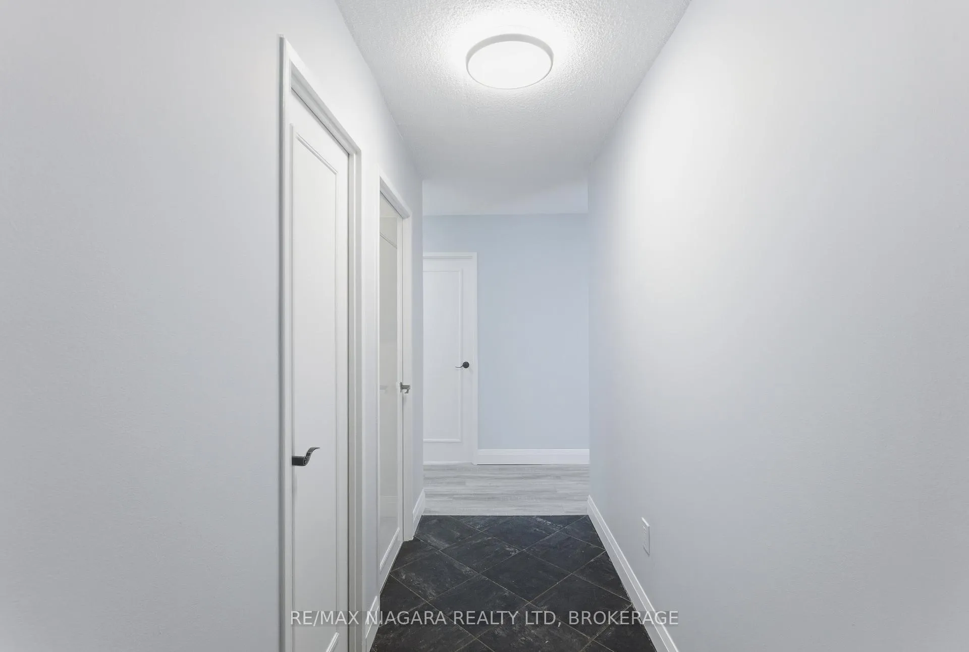 Photo 15 of Unit 109, 7 Gale Crescent, St. Catharines, E. Chester — HOMEH