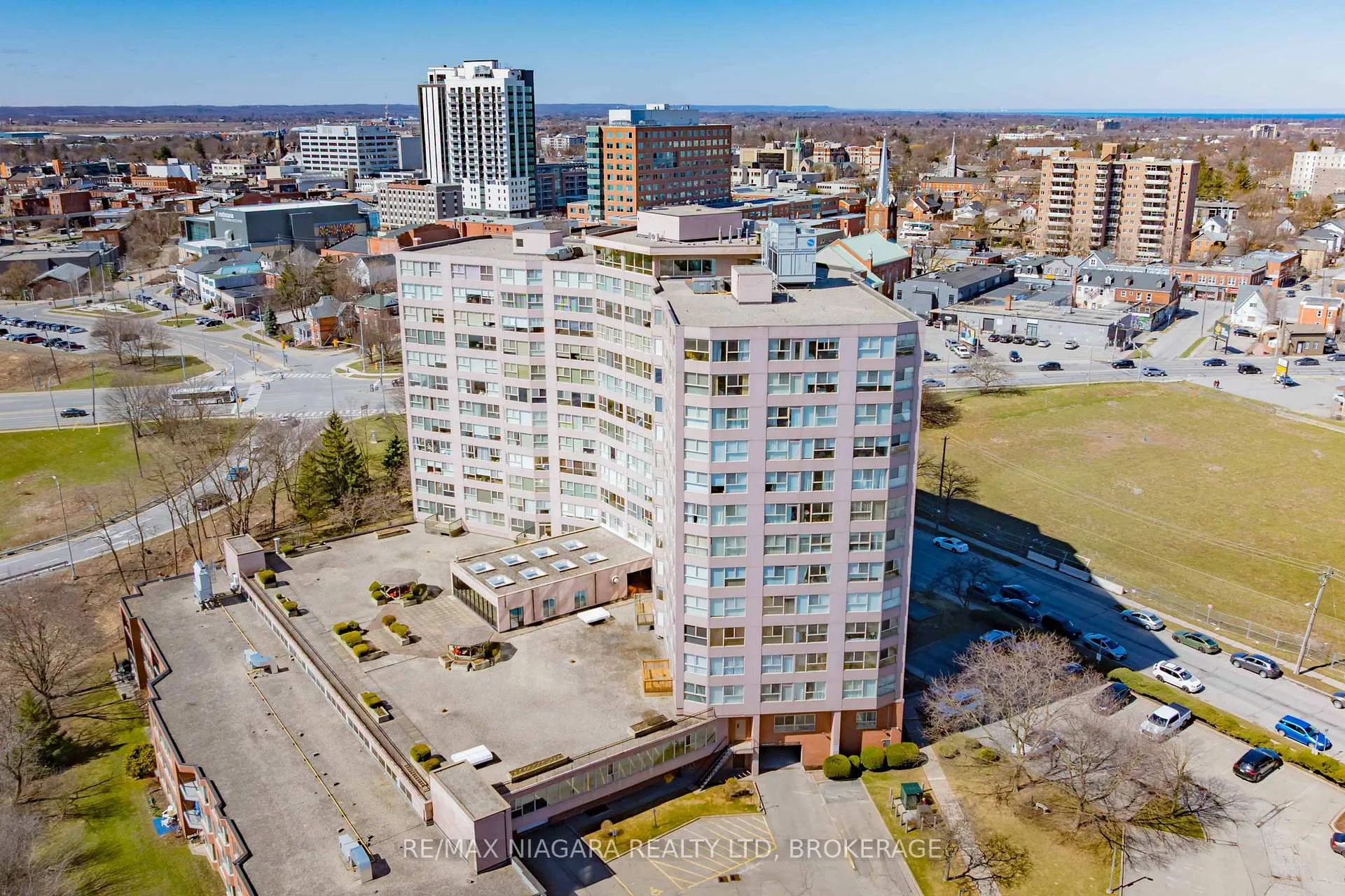 Photo 31 of Unit 109, 7 Gale Crescent, St. Catharines, E. Chester — HOMEH