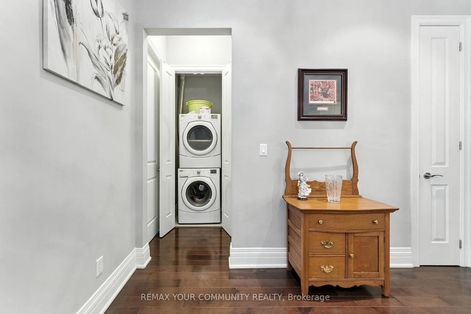 Photo 10 of Unit 101, 80 Burns Boulevard, King, King City — HOMEH