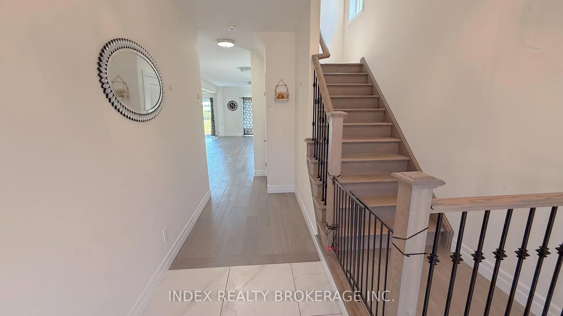 Photo 10 of 89 Grandville Circle E, Brant, Paris — HOMEH