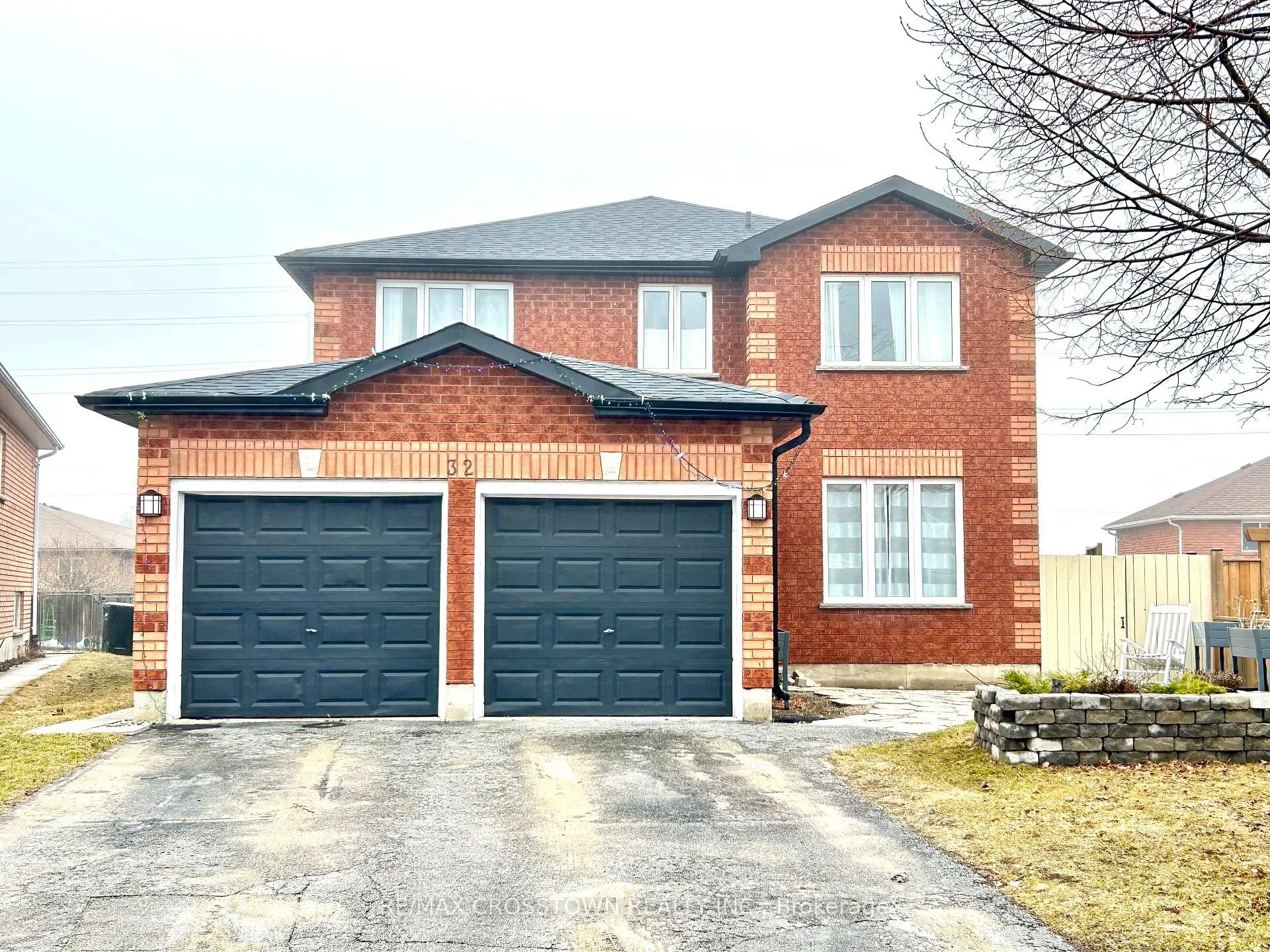 Photo 1 of Unit Main, 32 Ryan Court, Barrie, Little Lake — HOMEH