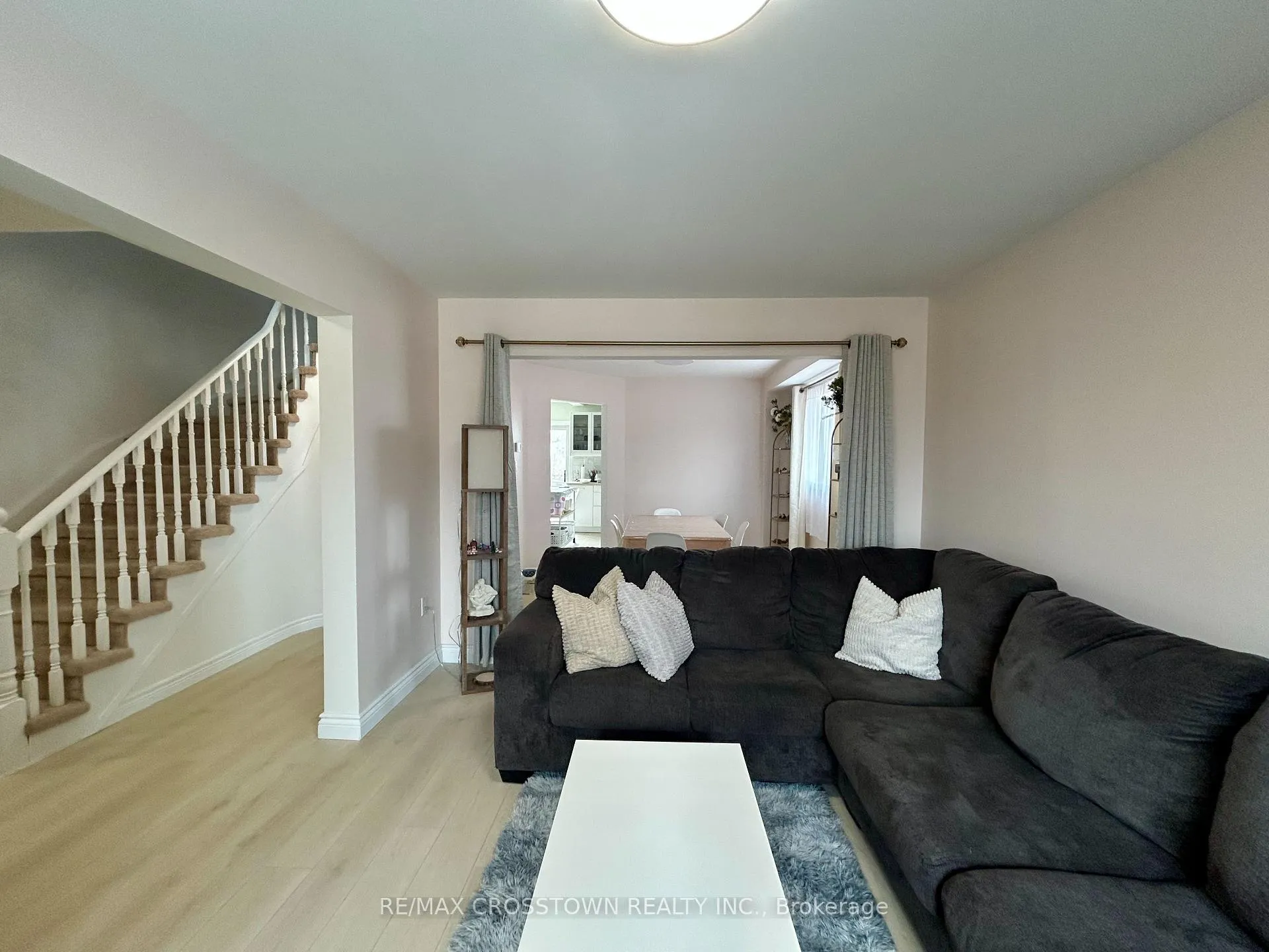 Photo 5 of Unit Main, 32 Ryan Court, Barrie, Little Lake — HOMEH