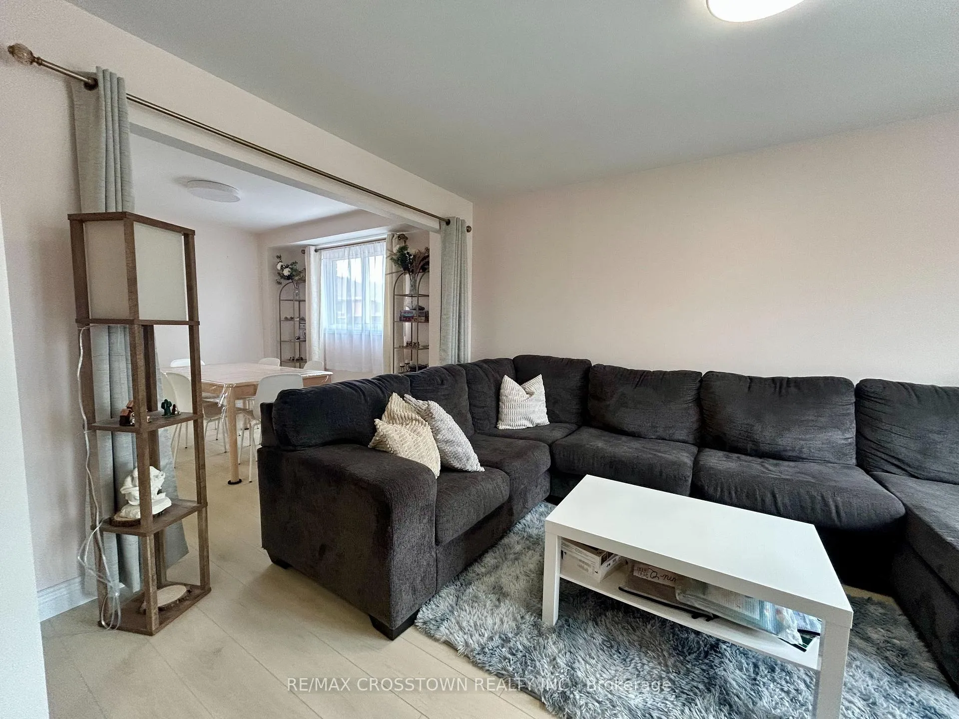 Photo 6 of Unit Main, 32 Ryan Court, Barrie, Little Lake — HOMEH