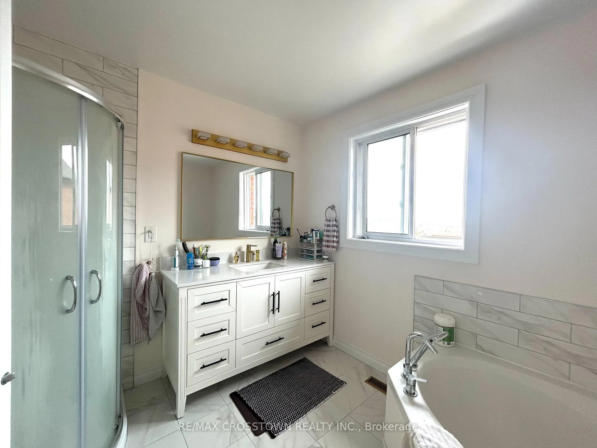 Photo 22 of Unit Main, 32 Ryan Court, Barrie, Little Lake — HOMEH