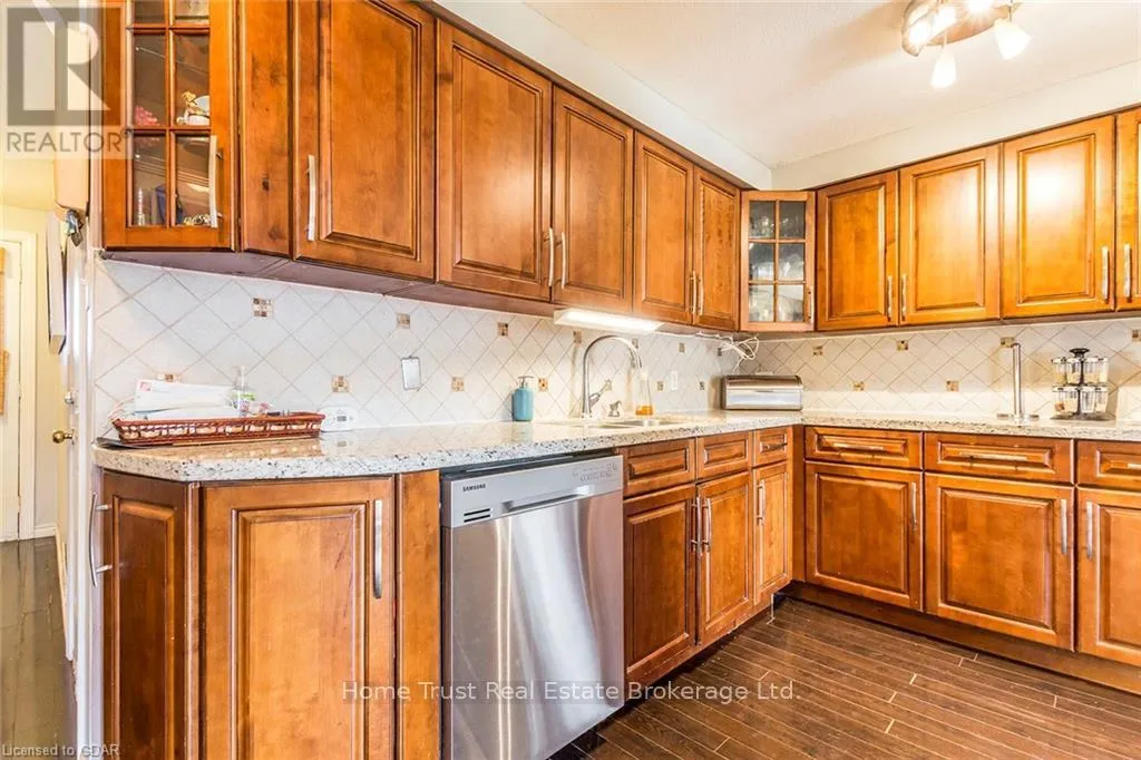 Photo 7 of 145 Stephanie Drive, Guelph, Willow West/Sugarbush/West Acres — HOMEH