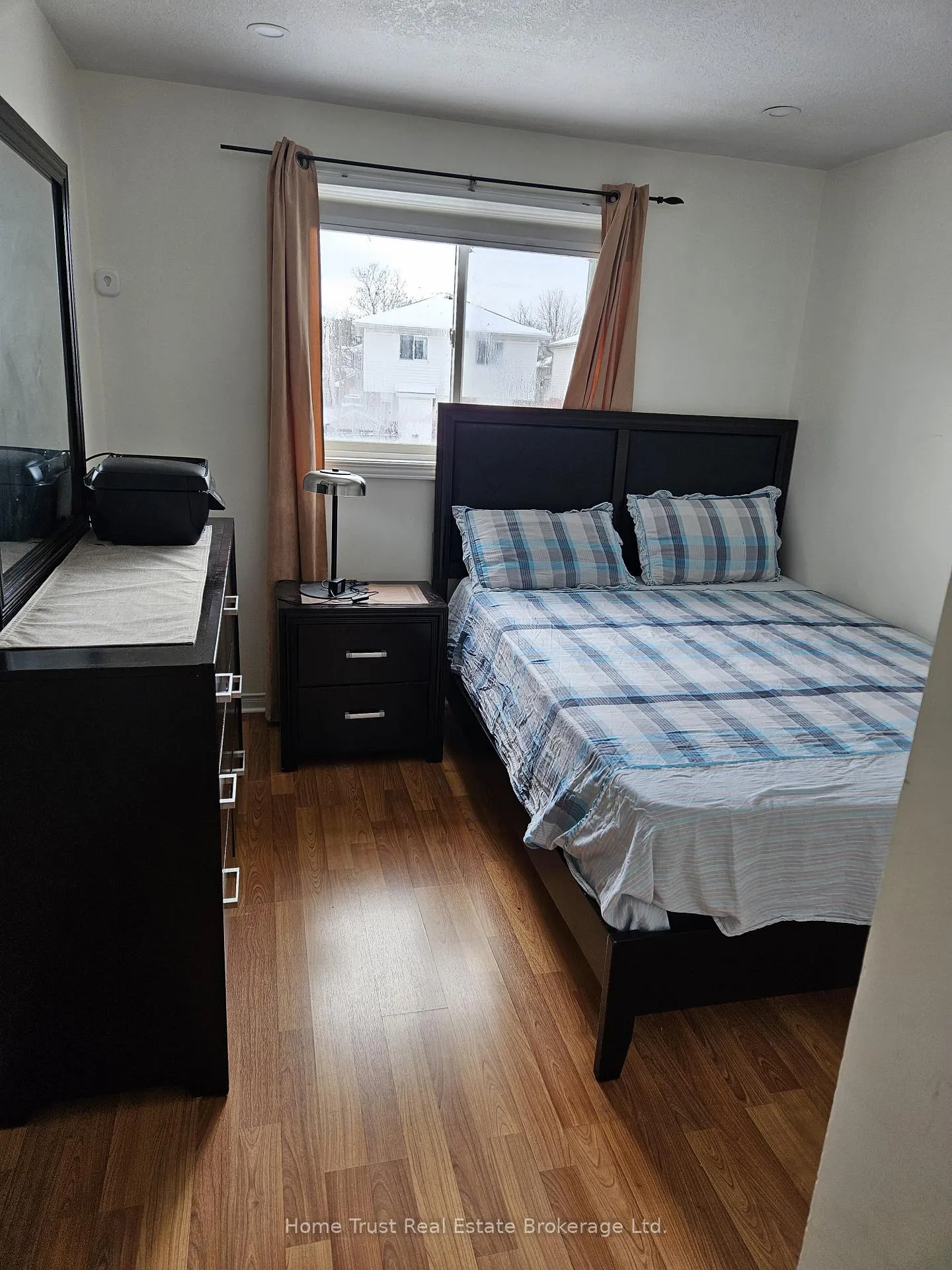 Photo 9 of 145 Stephanie Drive, Guelph, Willow West/Sugarbush/West Acres — HOMEH
