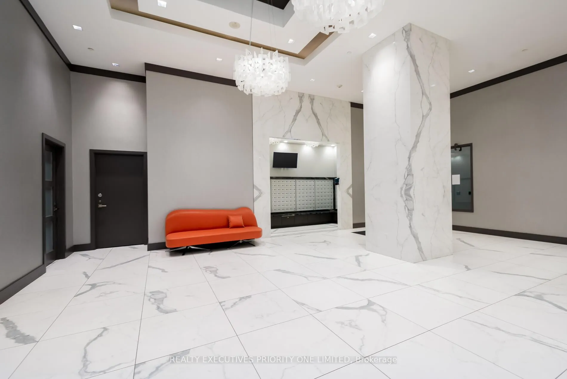 Photo 3 of Unit 2512, 3700 Highway 7 Road, Vaughan, Vaughan Corporate Centre — HOMEH