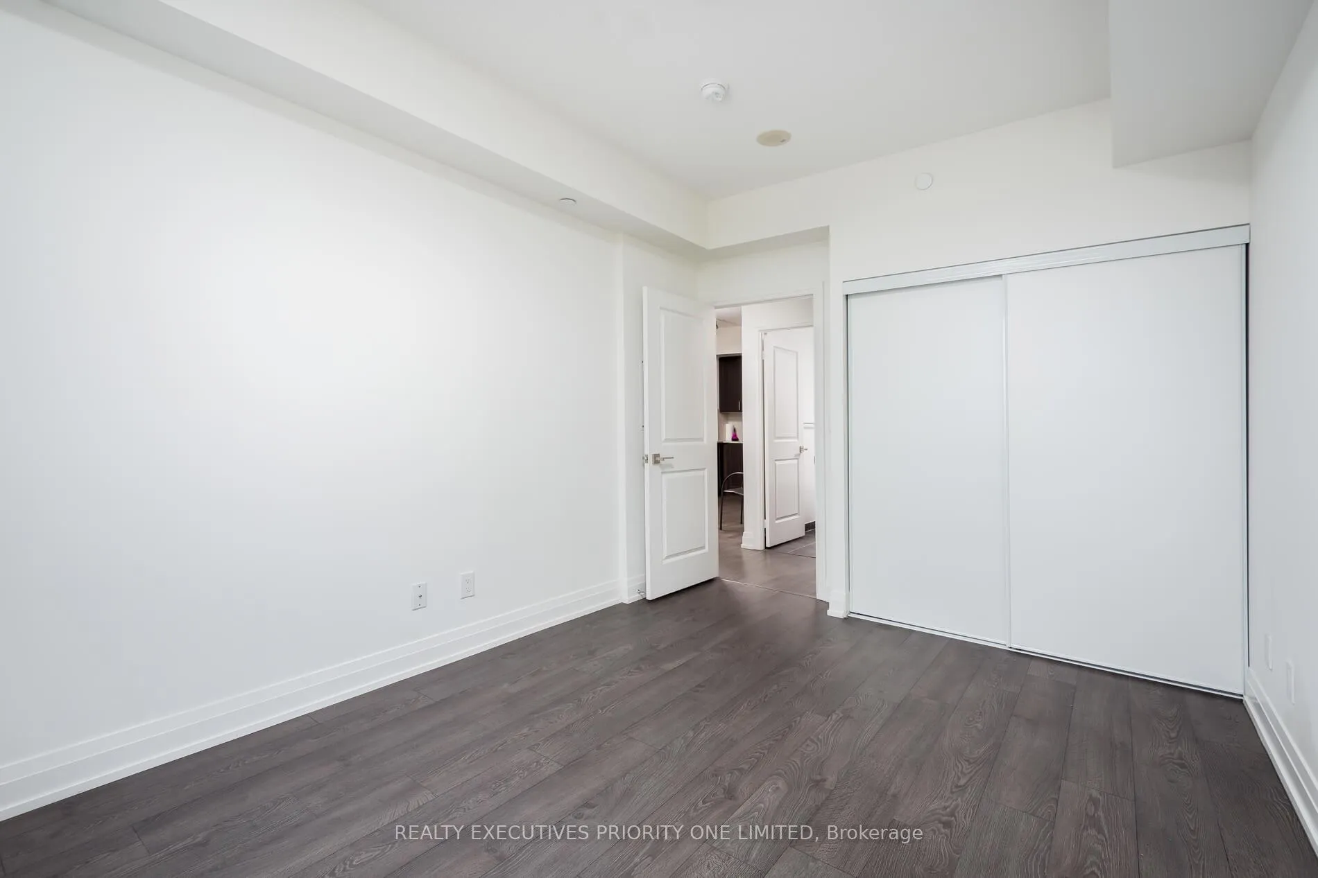 Photo 11 of Unit 2512, 3700 Highway 7 Road, Vaughan, Vaughan Corporate Centre — HOMEH