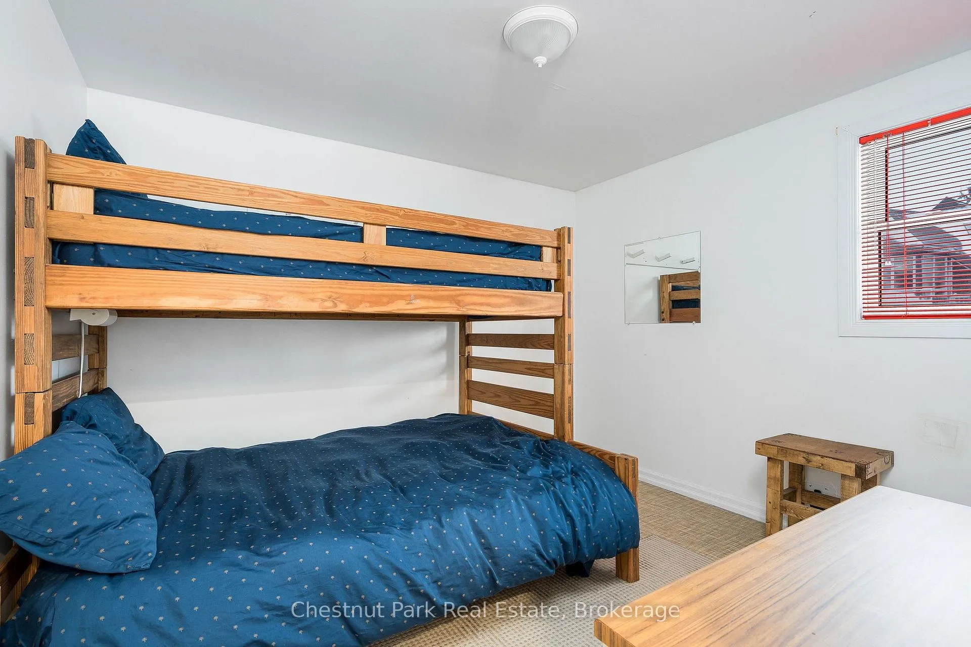 Photo 7 of 114 Carmichael Crescent, Blue Mountains — HOMEH