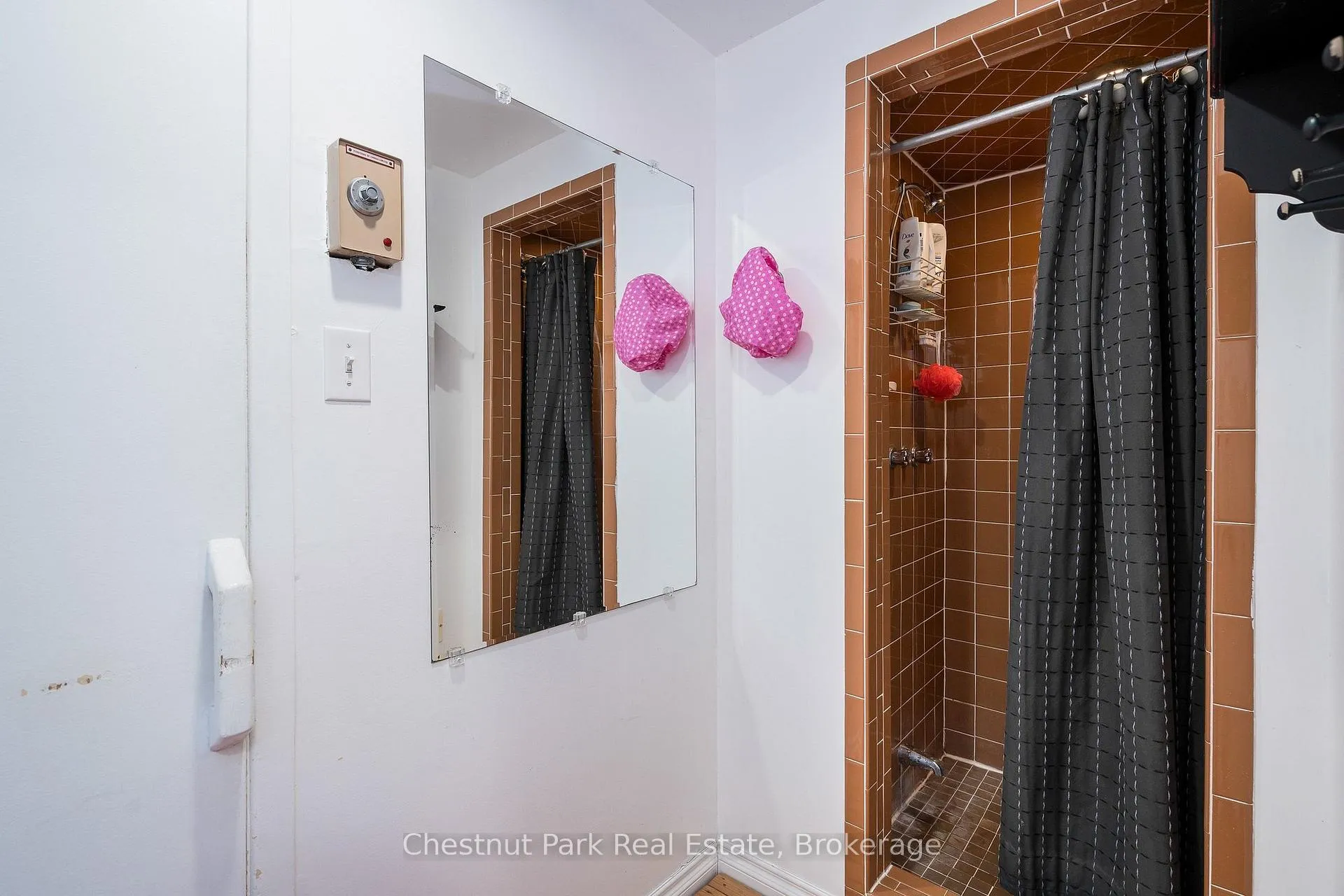 Photo 12 of 114 Carmichael Crescent, Blue Mountains — HOMEH