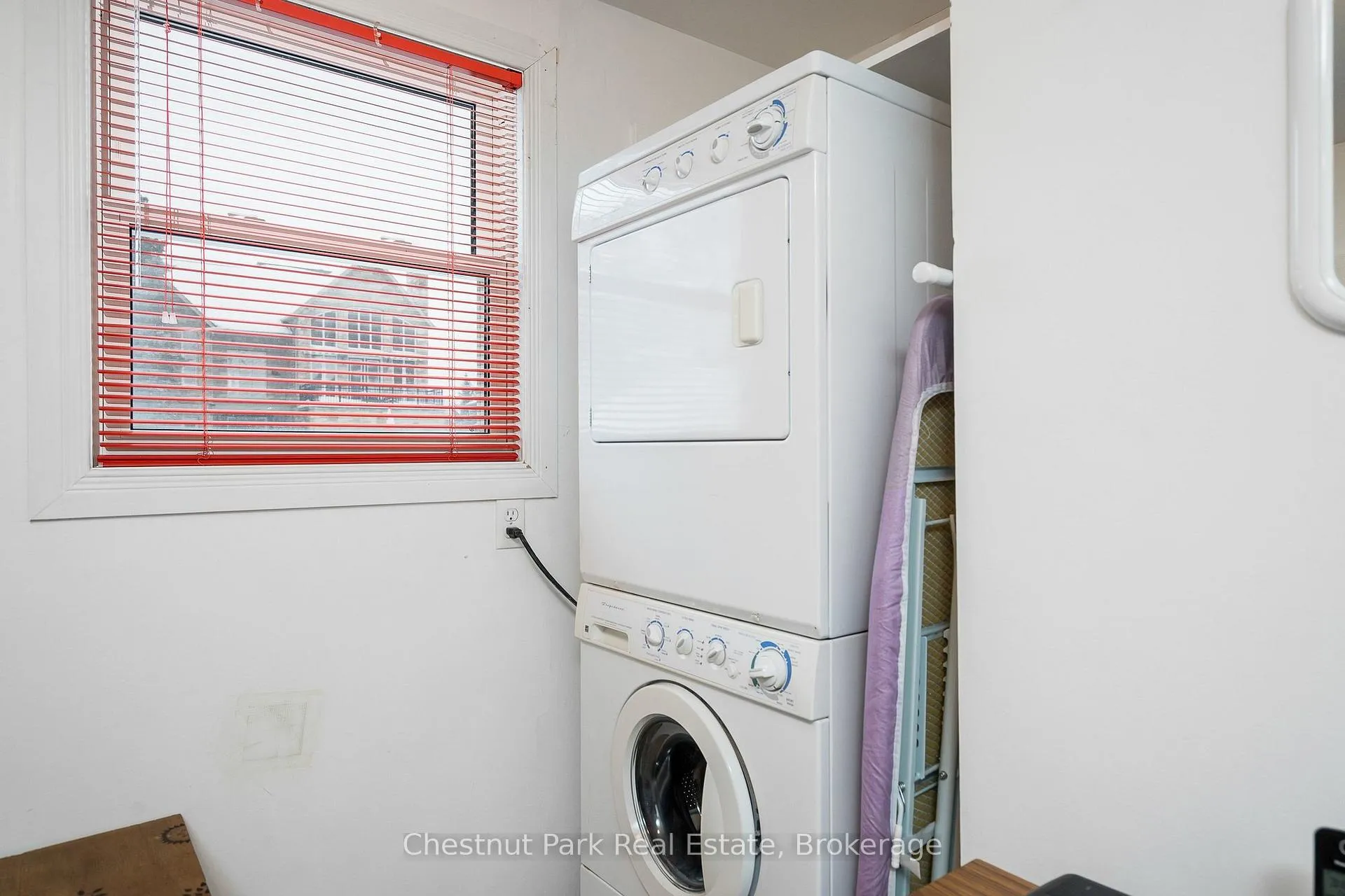 Photo 29 of 114 Carmichael Crescent, Blue Mountains — HOMEH