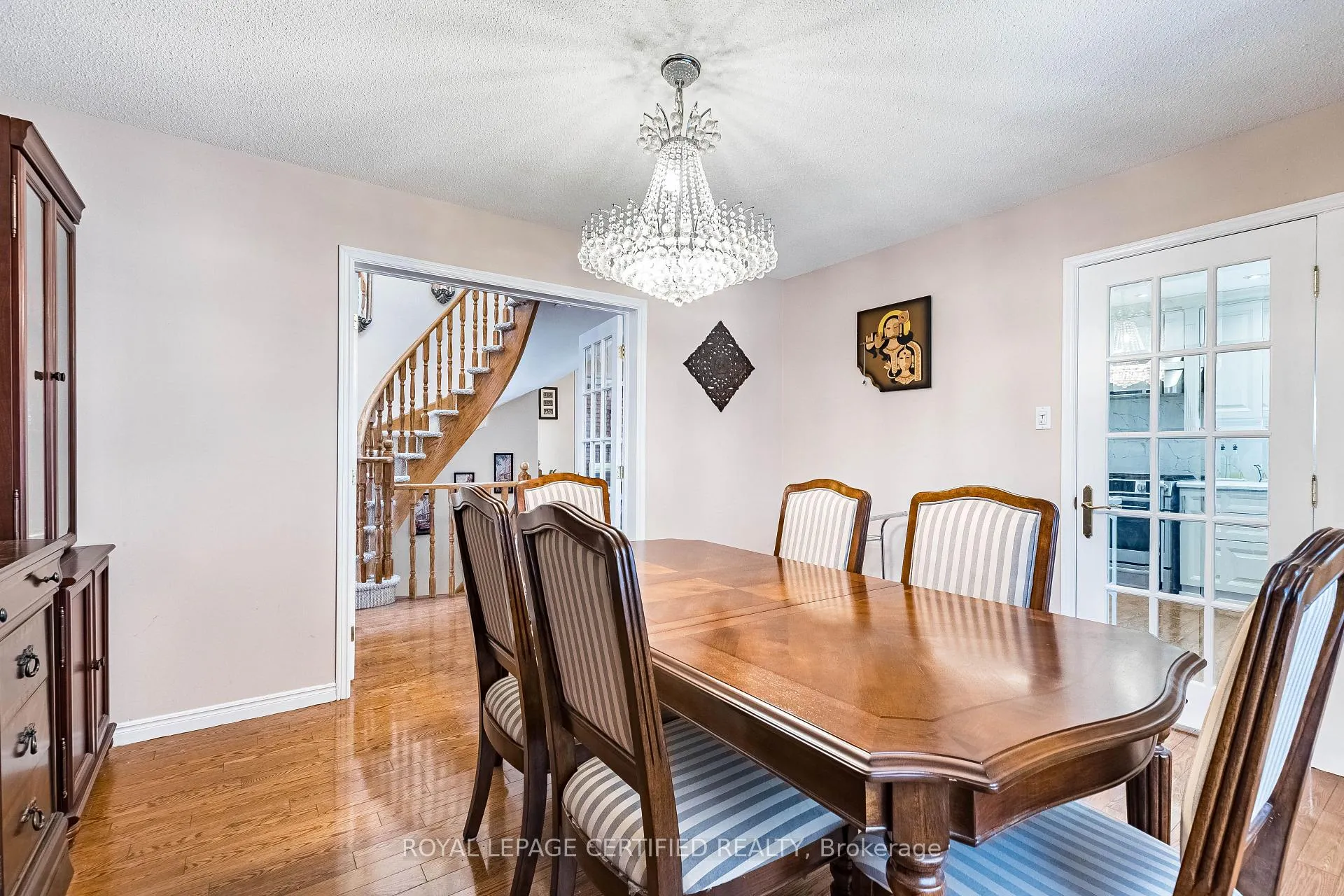 Photo 10 of 48 Fernbrook Crescent, Brampton, Snelgrove — HOMEH