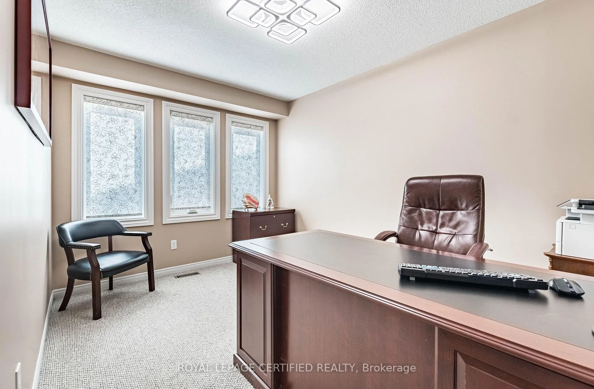 Photo 17 of 48 Fernbrook Crescent, Brampton, Snelgrove — HOMEH