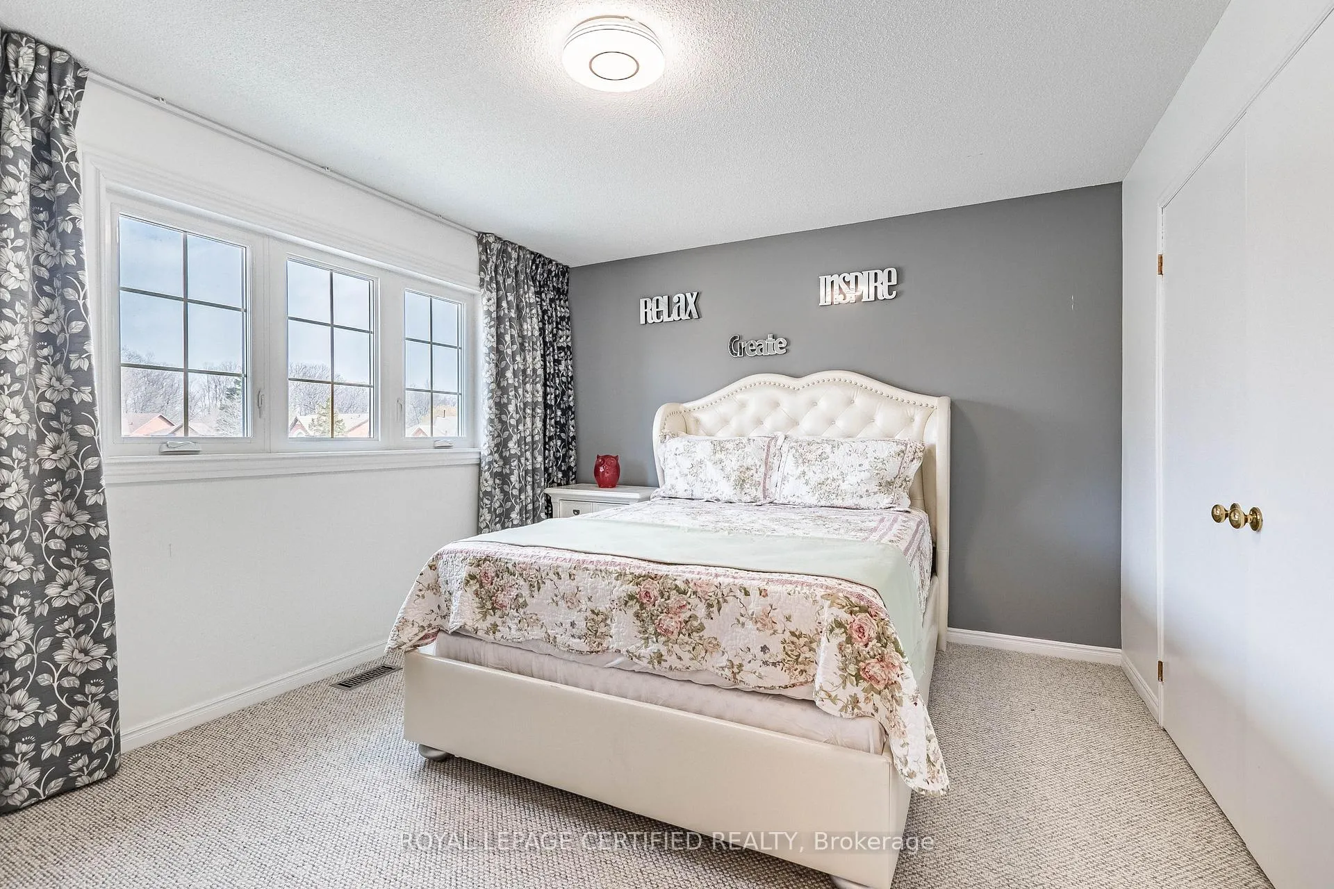 Photo 32 of 48 Fernbrook Crescent, Brampton, Snelgrove — HOMEH
