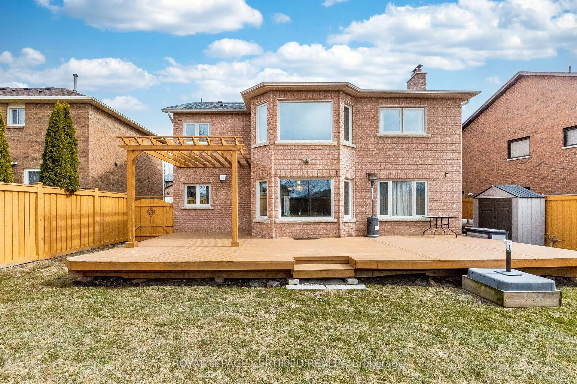 Photo 47 of 48 Fernbrook Crescent, Brampton, Snelgrove — HOMEH