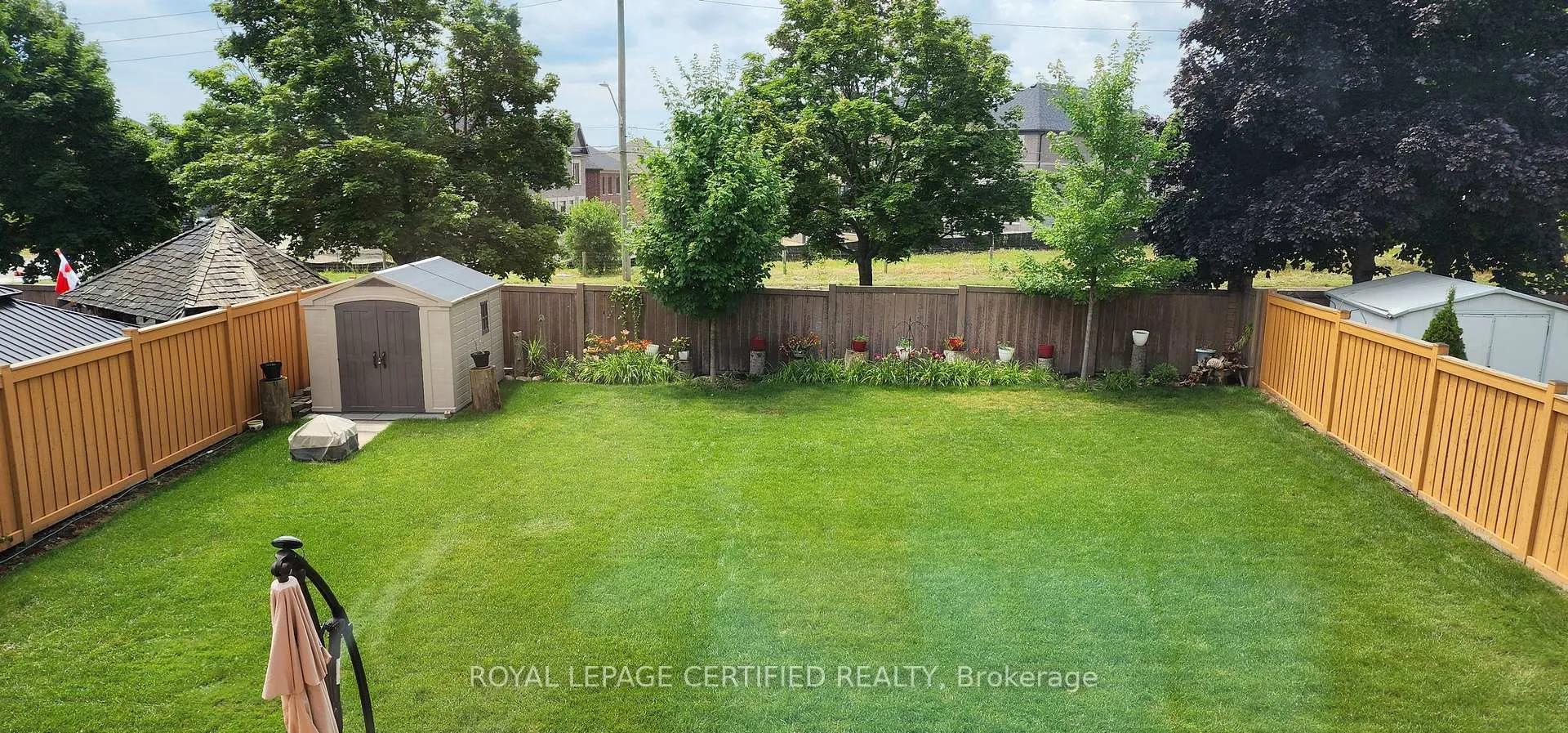 Photo 48 of 48 Fernbrook Crescent, Brampton, Snelgrove — HOMEH