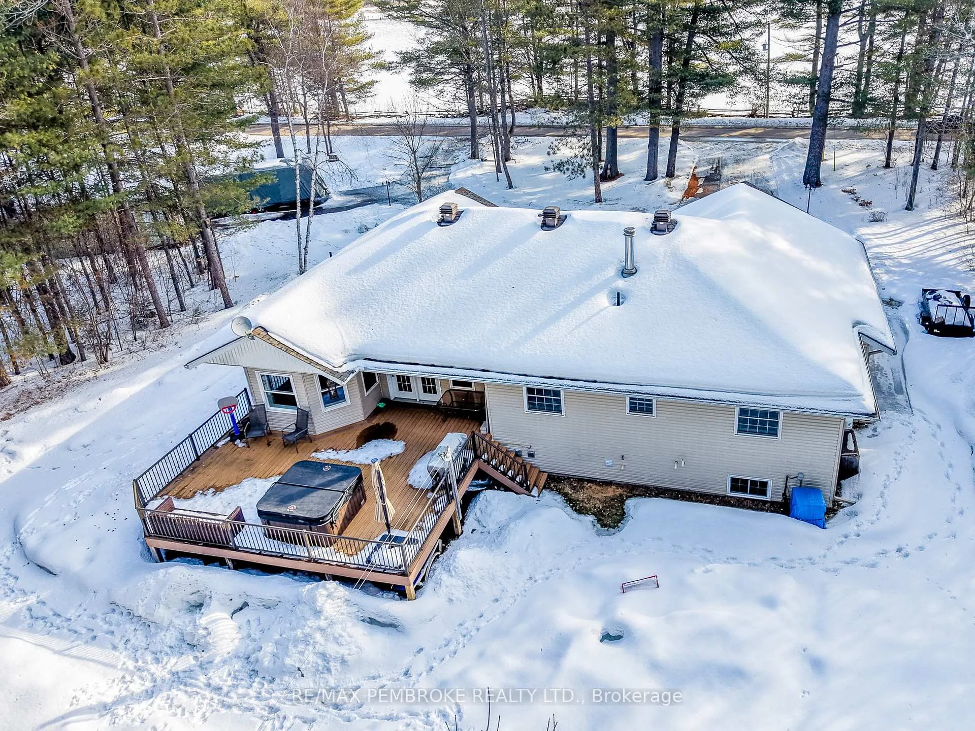 Photo 6 of 226 Eichstaedt Road, Petawawa — HOMEH