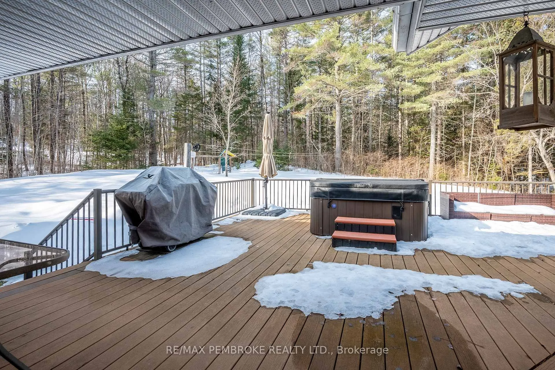 Photo 11 of 226 Eichstaedt Road, Petawawa — HOMEH