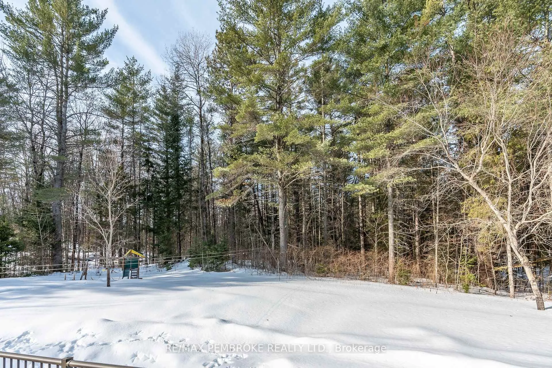 Photo 13 of 226 Eichstaedt Road, Petawawa — HOMEH