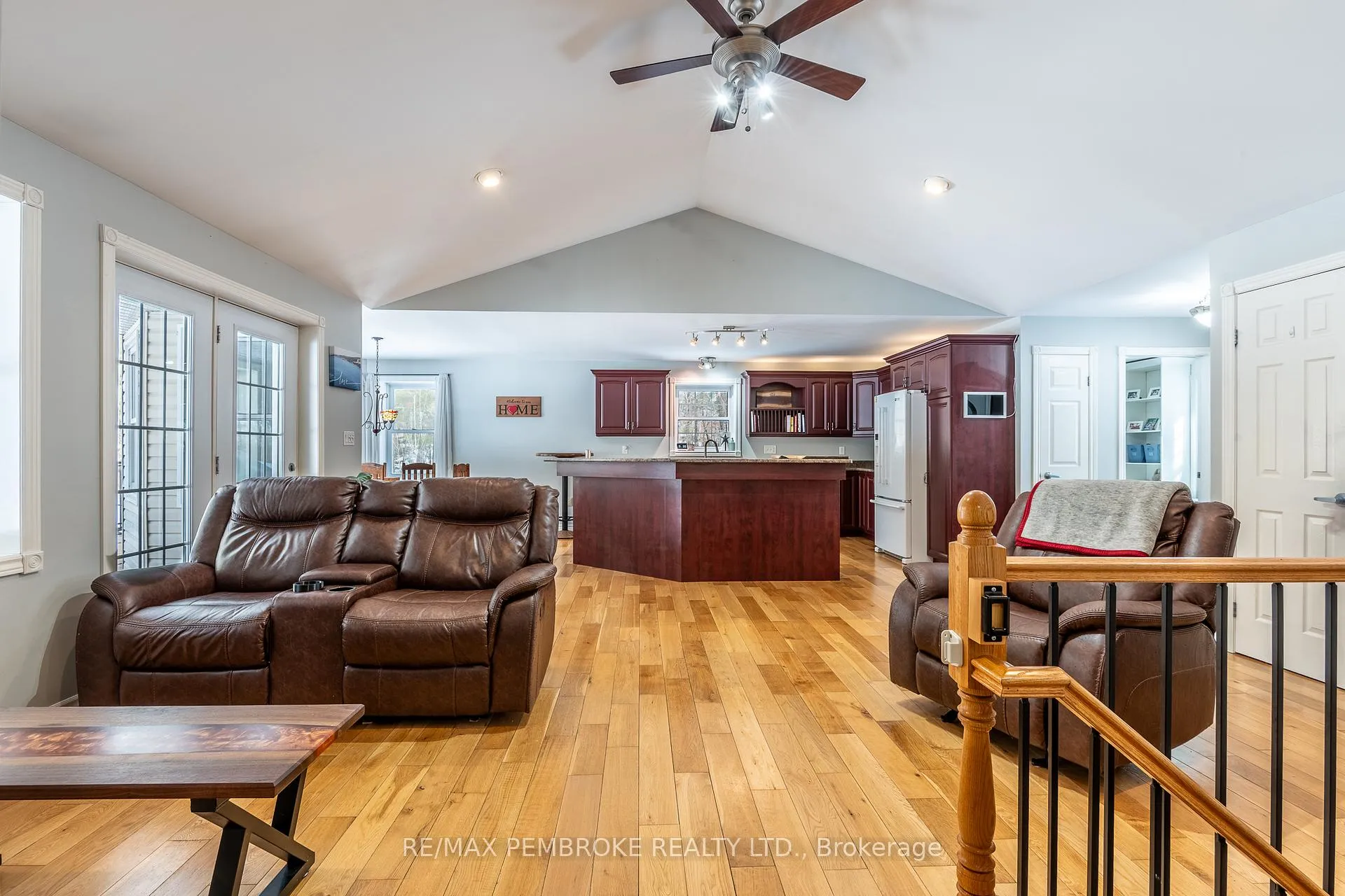 Photo 27 of 226 Eichstaedt Road, Petawawa — HOMEH