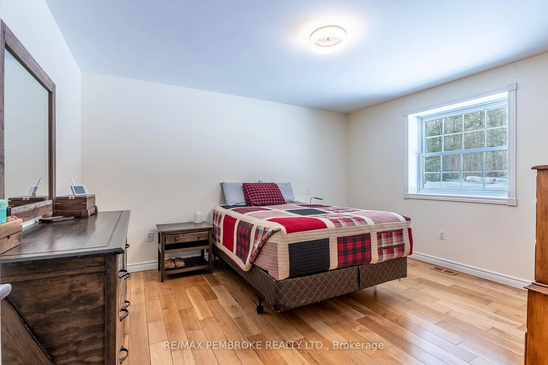 Photo 32 of 226 Eichstaedt Road, Petawawa — HOMEH