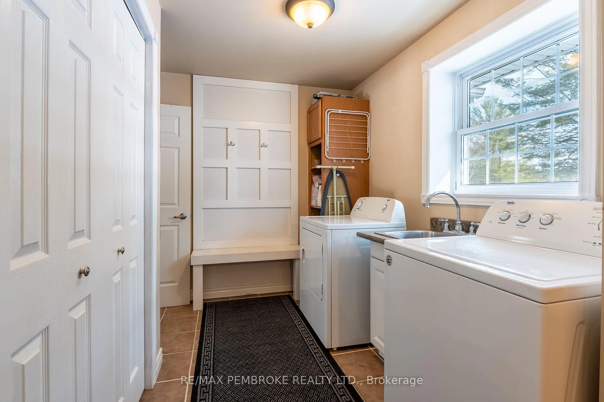 Photo 37 of 226 Eichstaedt Road, Petawawa — HOMEH