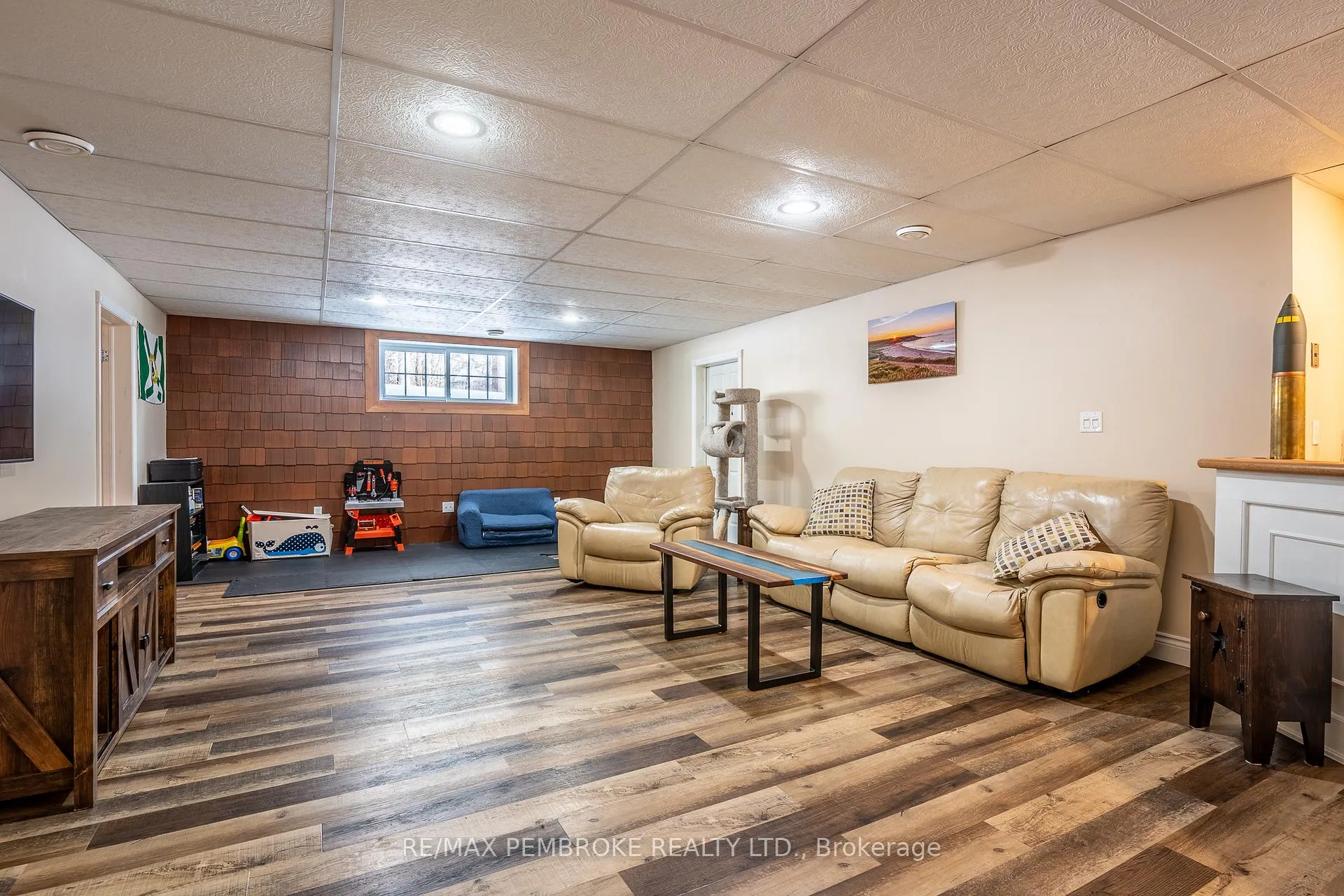 Photo 42 of 226 Eichstaedt Road, Petawawa — HOMEH