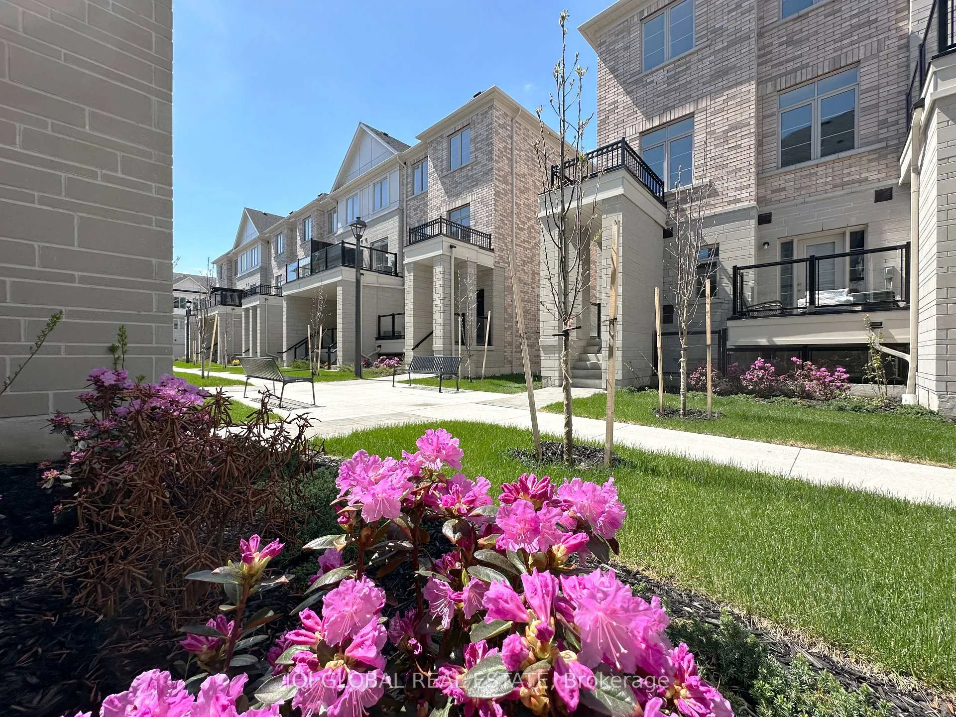 Photo 1 of Unit 1006, 1655 Palmers Sawmill Road, Pickering, Duffin Heights — HOMEH