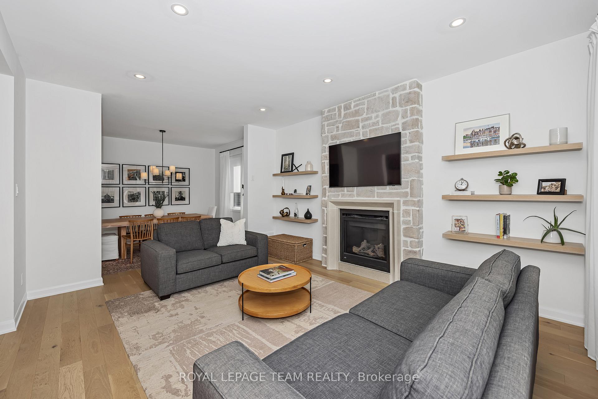 Photo 13 of 726 Coast Circle, Ottawa, Mahogany Community — HOMEH
