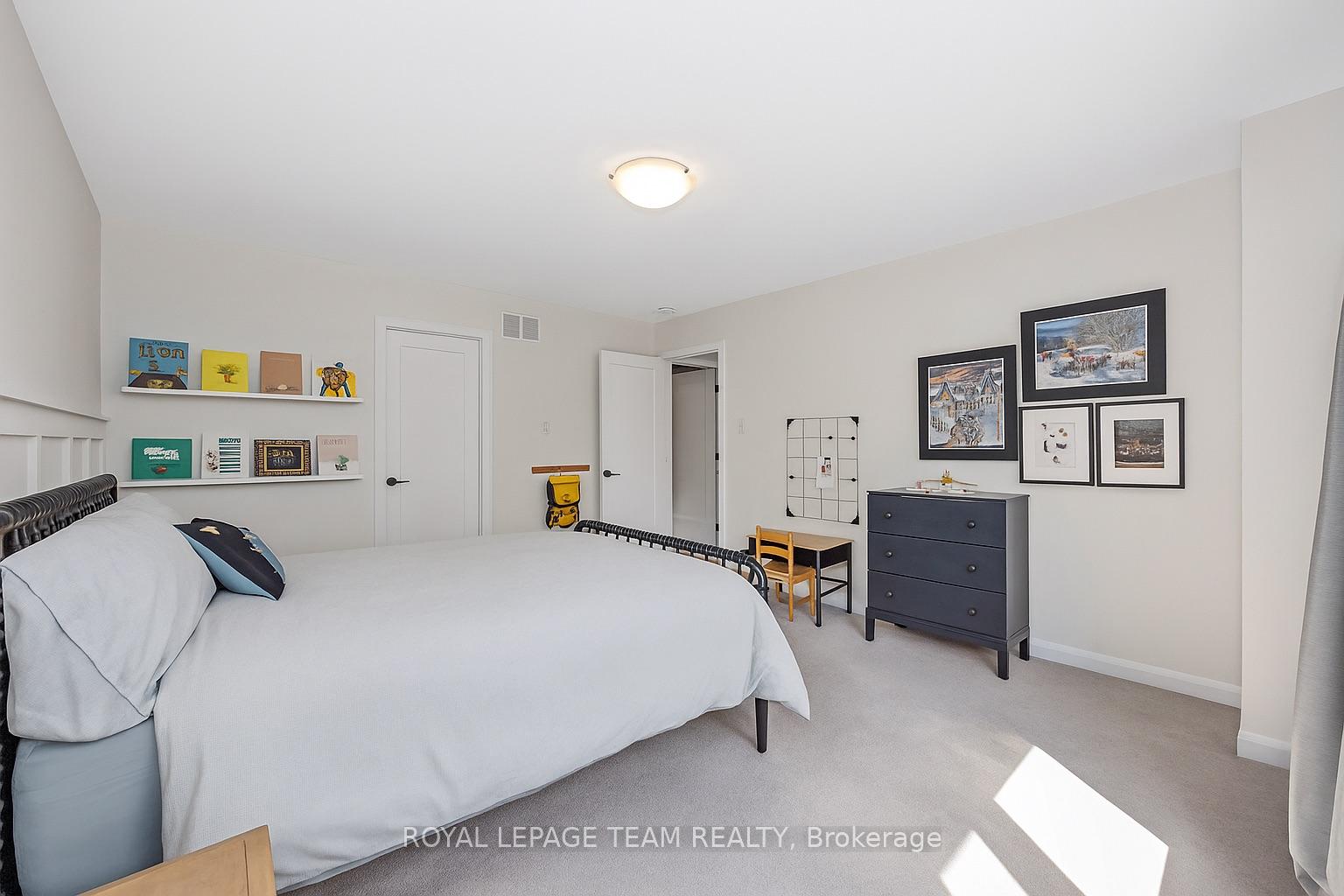 Photo 31 of 726 Coast Circle, Ottawa, Mahogany Community — HOMEH