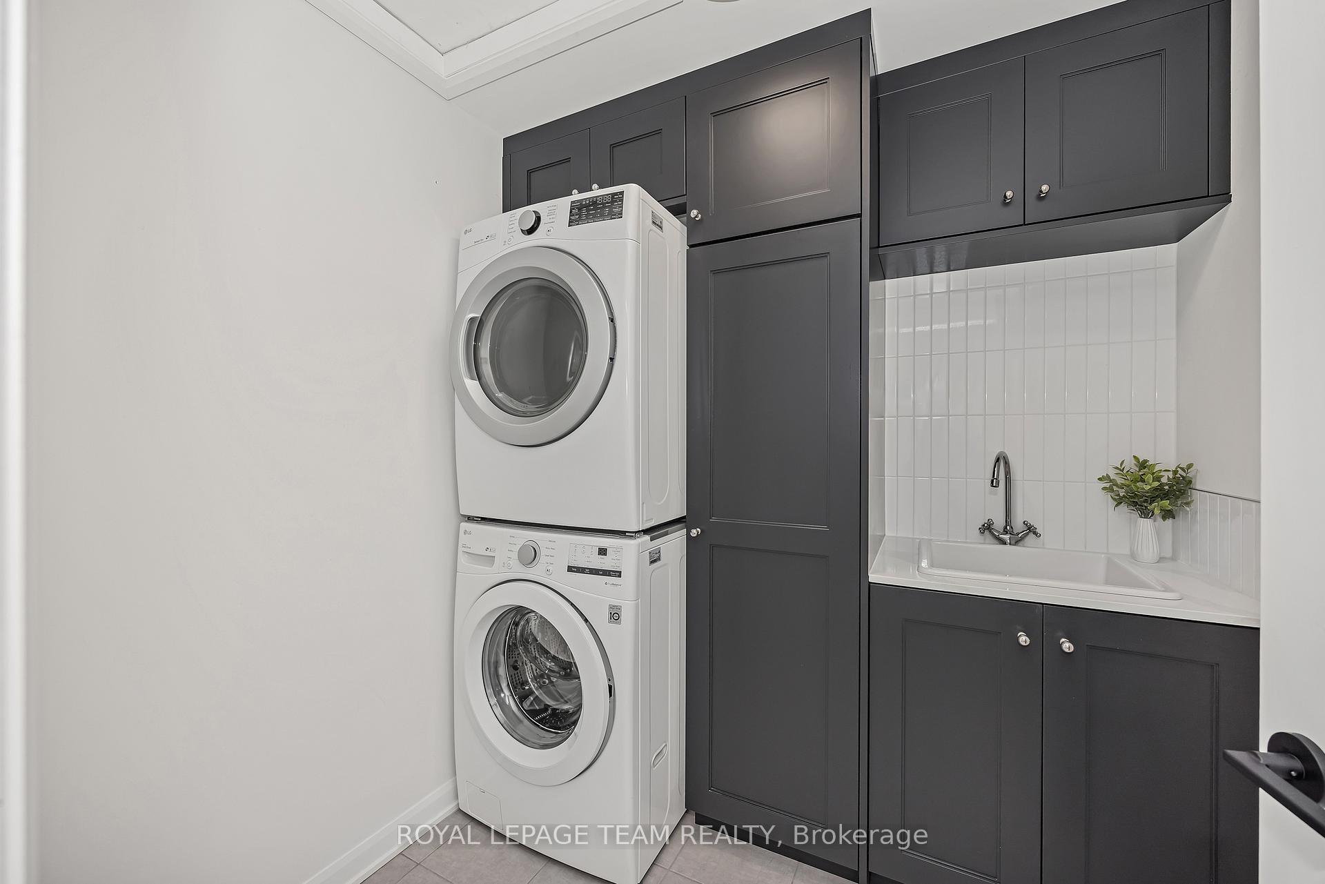 Photo 38 of 726 Coast Circle, Ottawa, Mahogany Community — HOMEH
