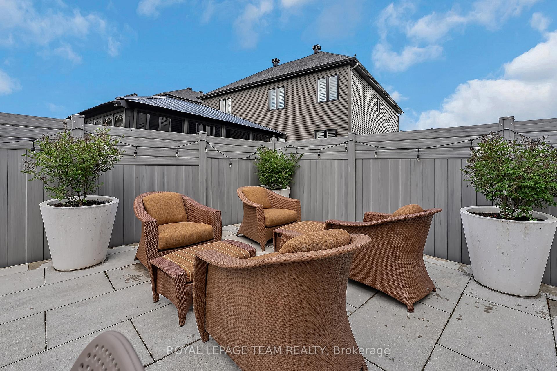 Photo 46 of 726 Coast Circle, Ottawa, Mahogany Community — HOMEH