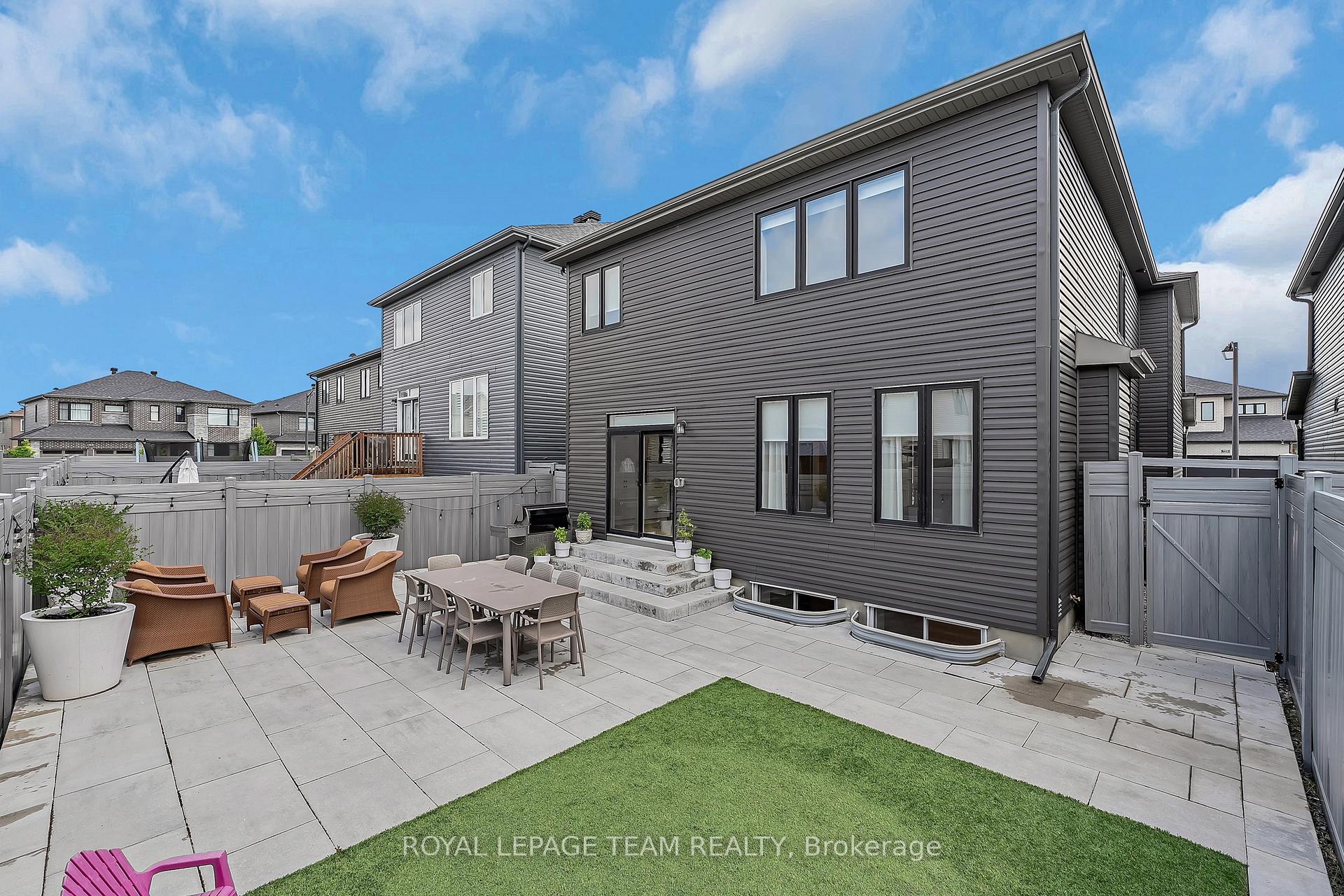 Photo 49 of 726 Coast Circle, Ottawa, Mahogany Community — HOMEH