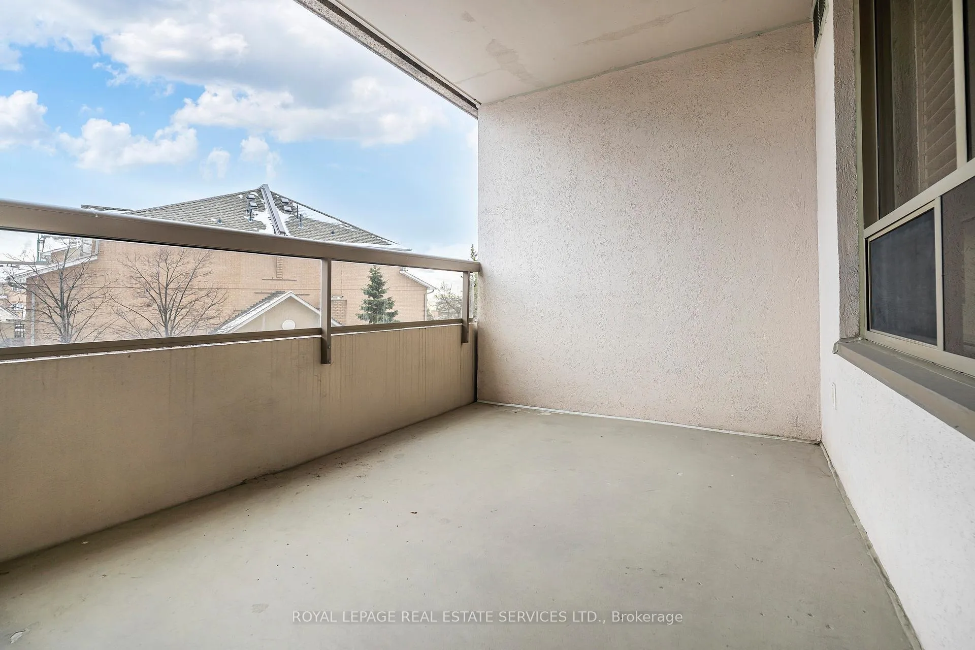 Photo 14 of Unit 310, 1000 The Esplanade N, Pickering, Town Centre — HOMEH