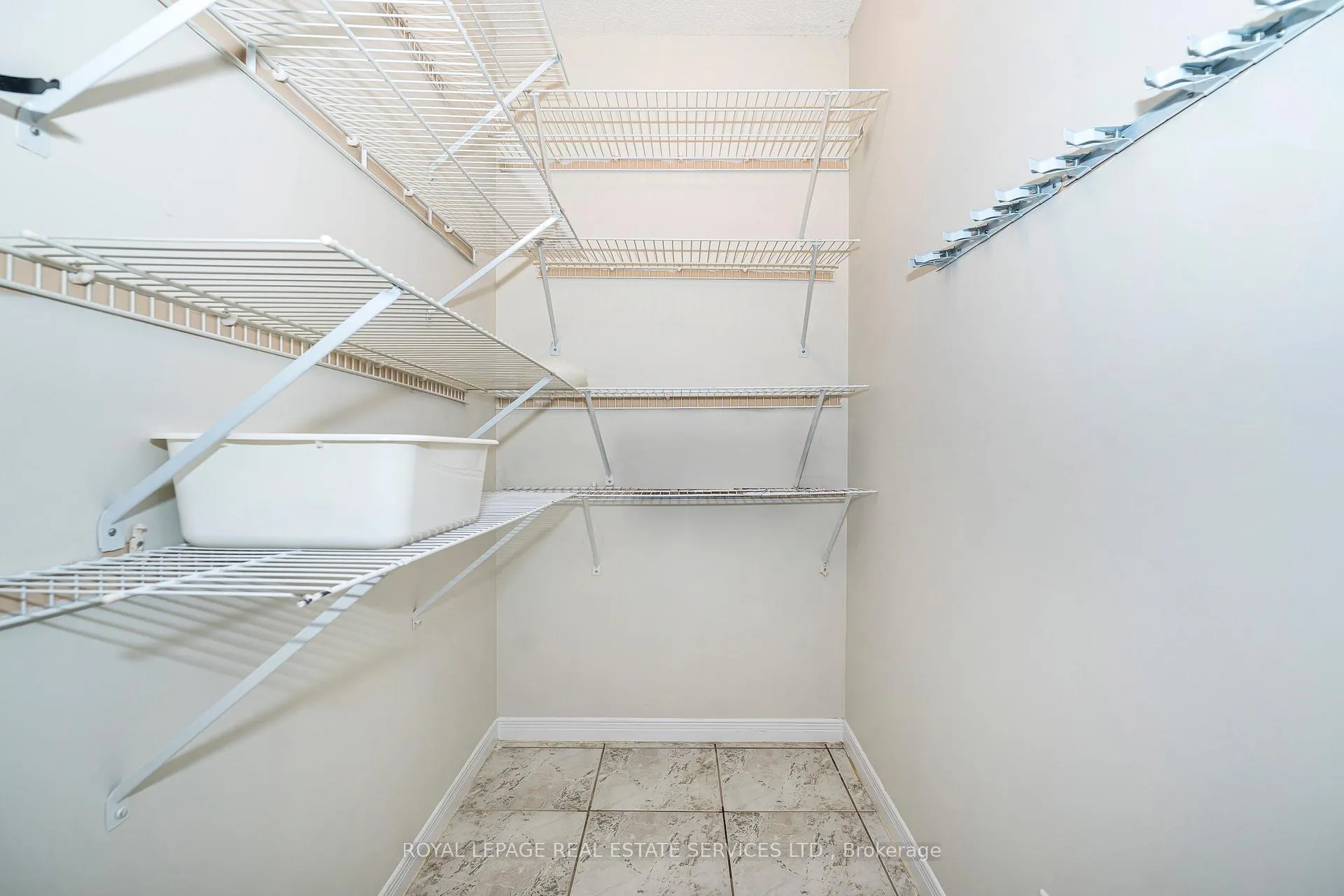 Photo 26 of Unit 310, 1000 The Esplanade N, Pickering, Town Centre — HOMEH