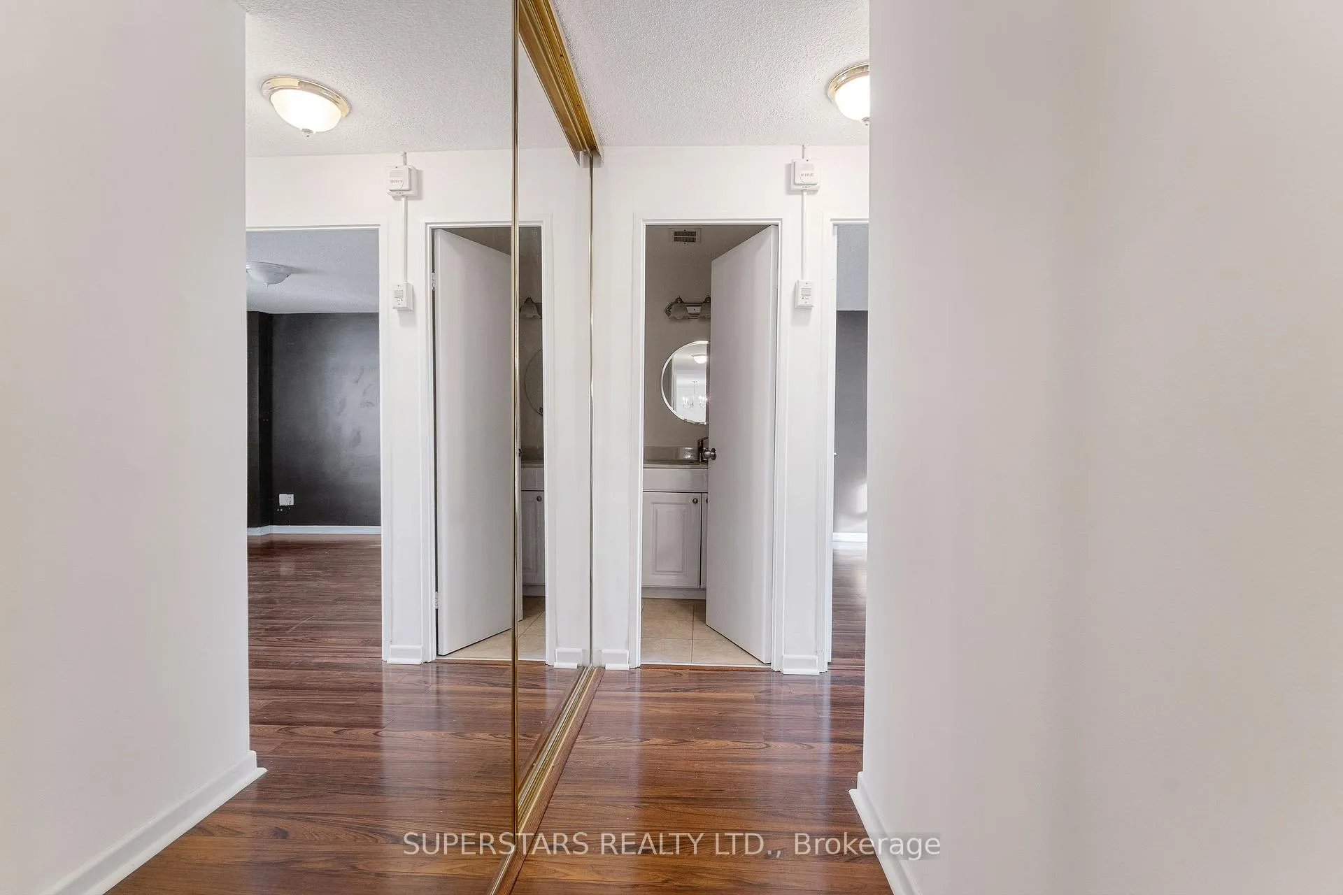 Photo 22 of Unit 1407, 1 Royal Orchard Boulevard, Markham, Royal Orchard — HOMEH