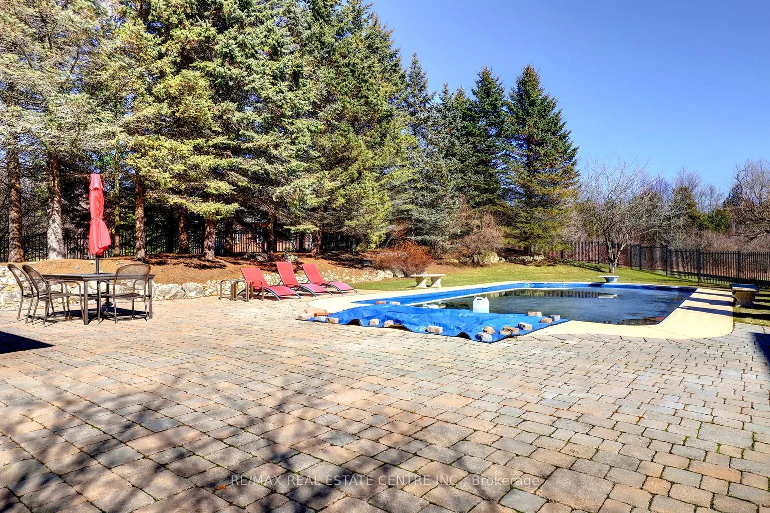 Photo 49 of 8 Deer Run Crescent, Halton Hills, Rural Esquesing — HOMEH