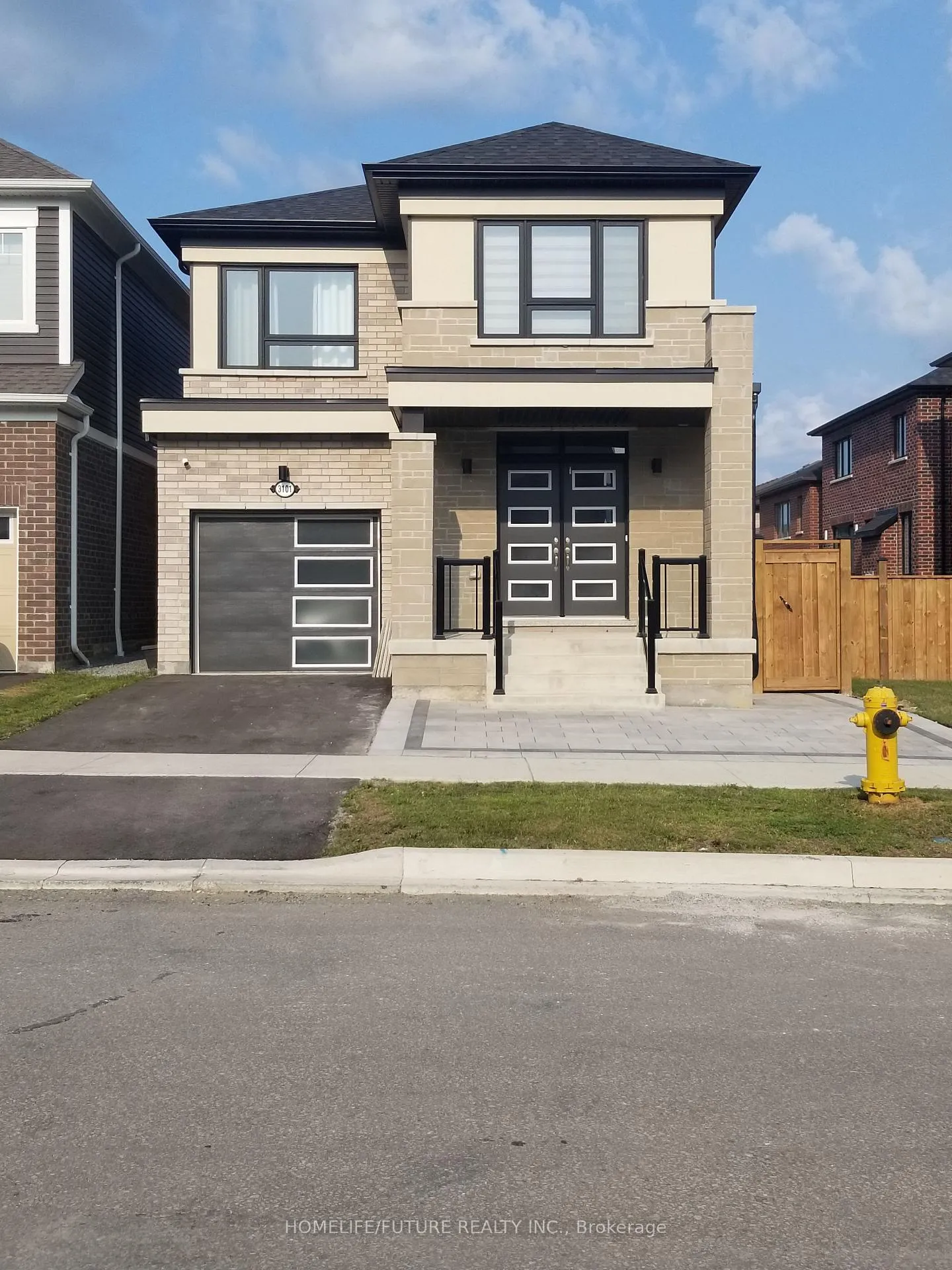 Photo 2 of 3101 Willowridge Path, Pickering, Rural Pickering — HOMEH