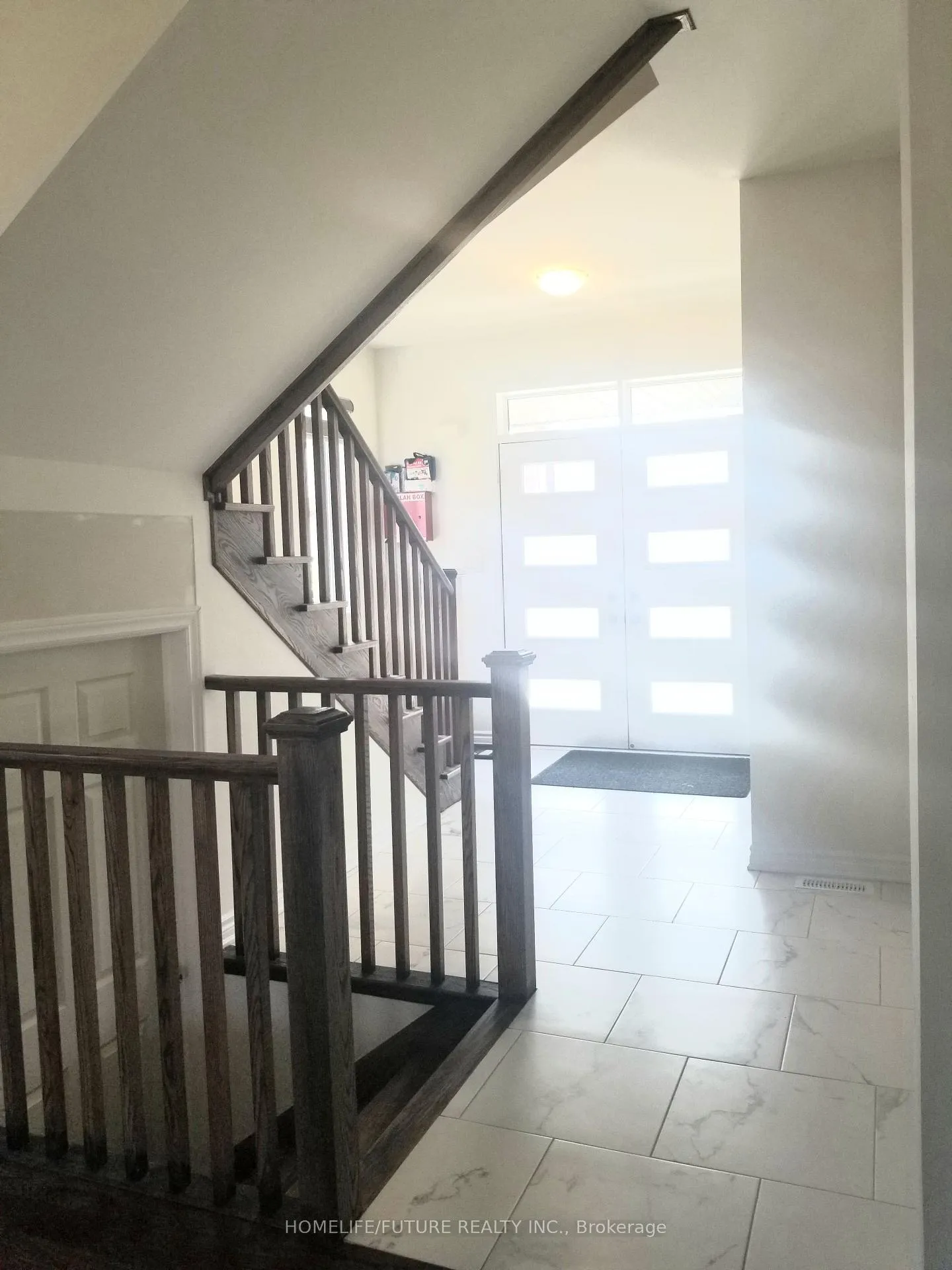 Photo 4 of 3101 Willowridge Path, Pickering, Rural Pickering — HOMEH