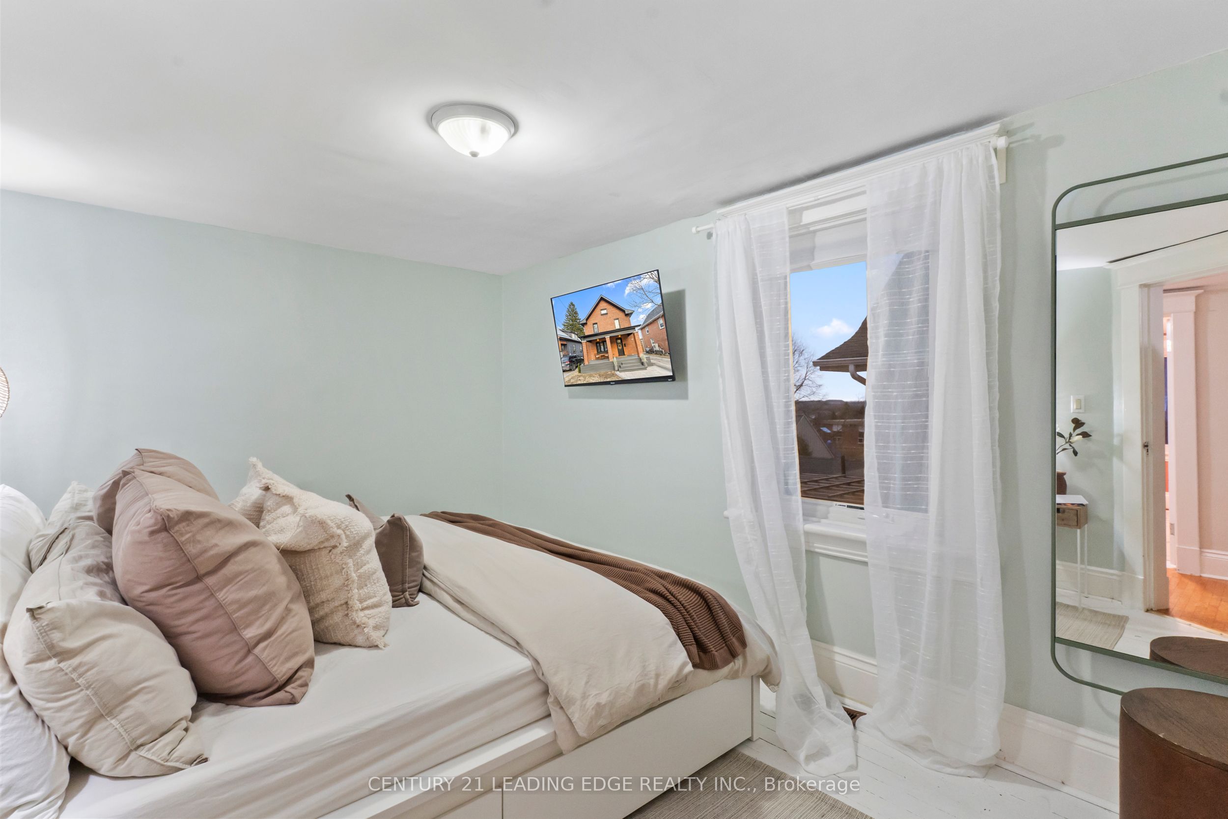 Photo 20 of 29 Albert Street S, Brock, Sunderland — HOMEH